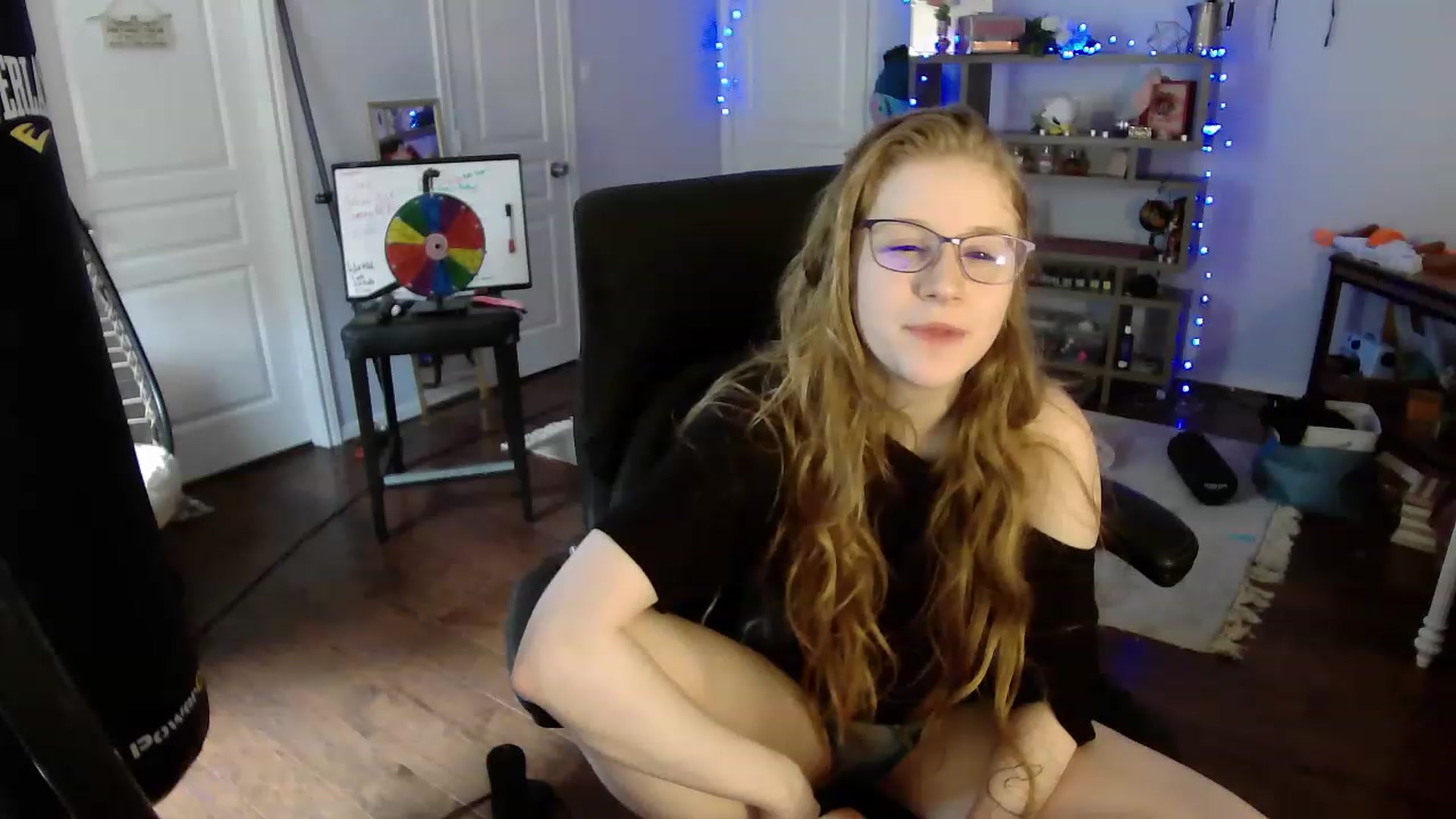Gallery image thumbnail from Bunnydathug's myfreecams stream on, 05/16/2023, 22:31 image 2 of 20