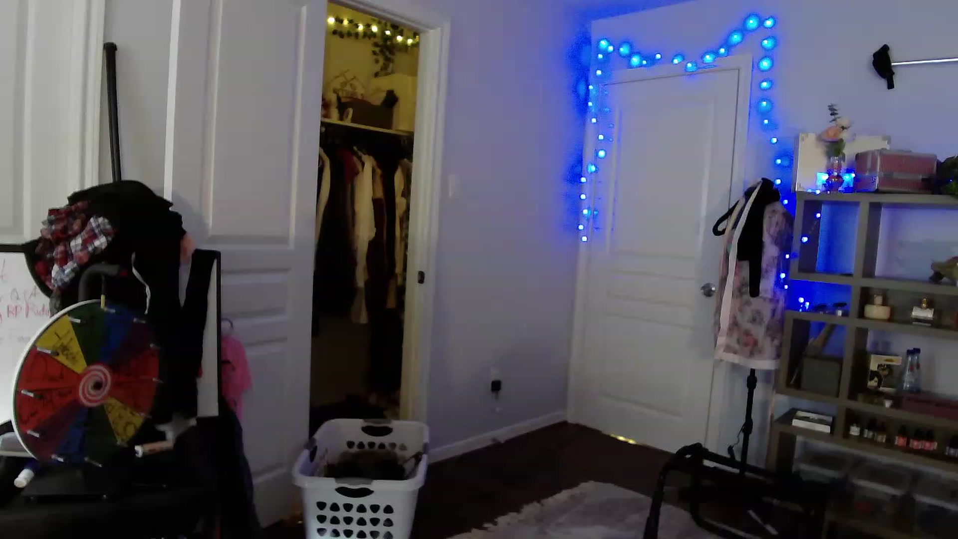 Gallery image thumbnail from Bunnydathug's myfreecams stream on, 05/16/2023, 22:31 image 12 of 20
