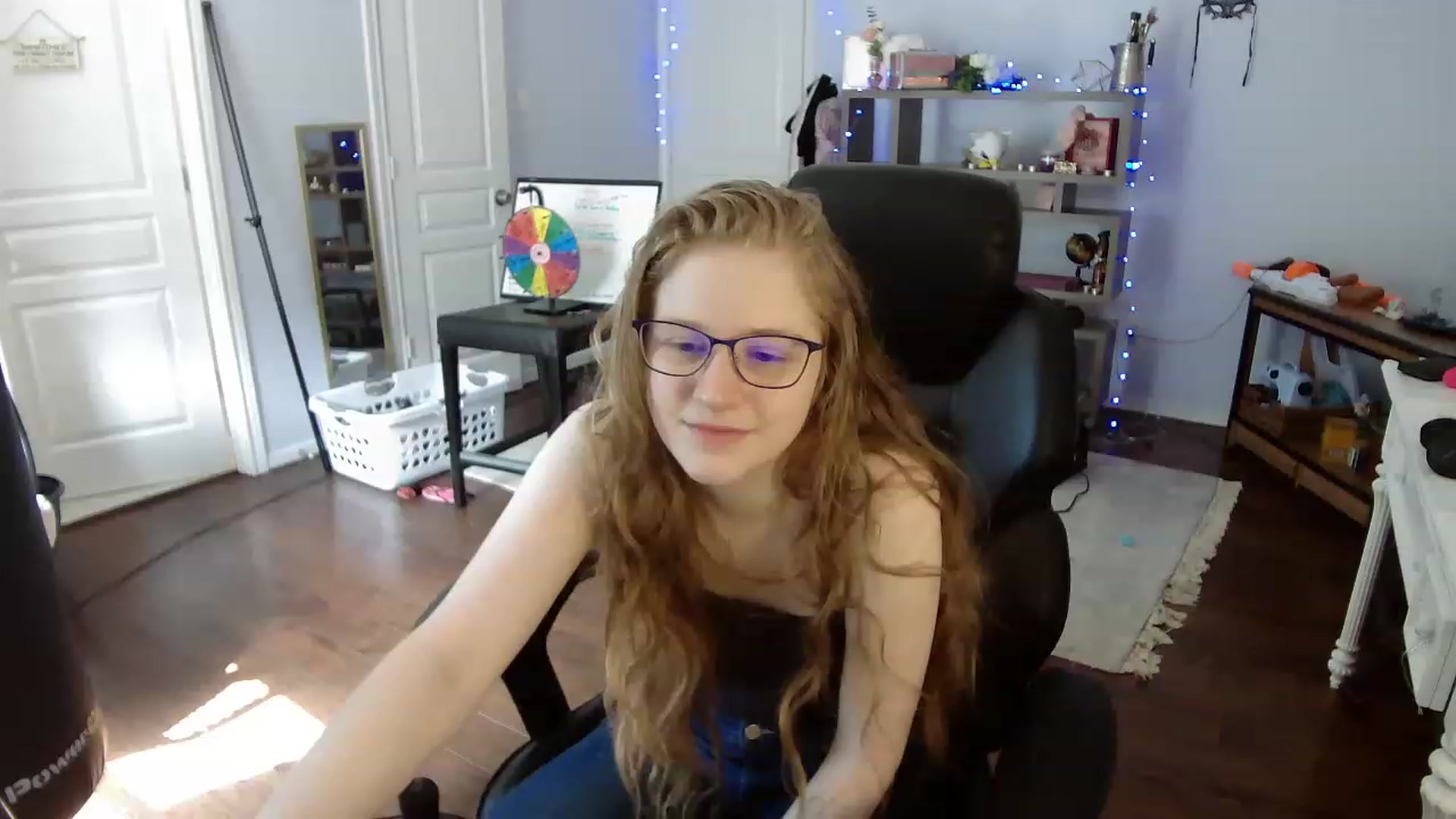 Gallery image thumbnail from Bunnydathug's myfreecams stream on, 05/19/2023, 16:57 image 3 of 20