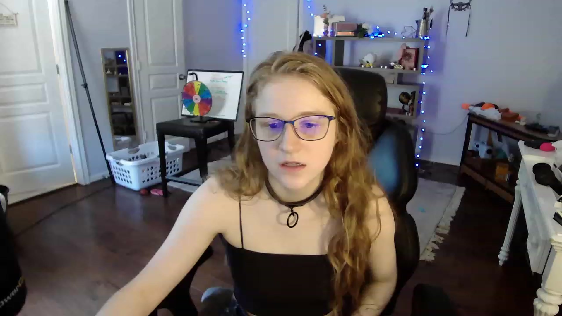 Gallery image thumbnail from Bunnydathug's myfreecams stream on, 05/19/2023, 16:57 image 20 of 20