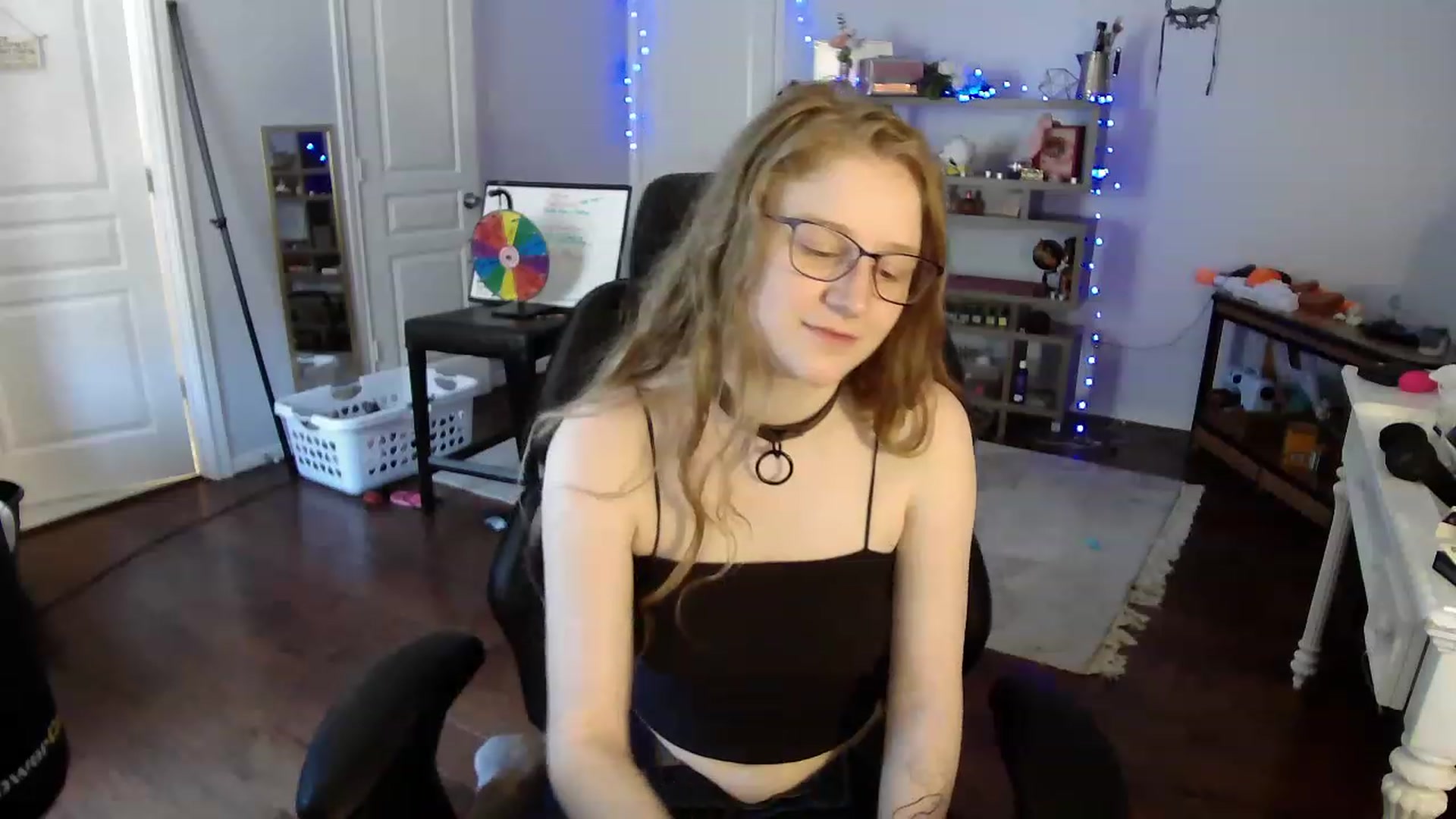 Gallery image thumbnail from Bunnydathug's myfreecams stream on, 05/19/2023, 17:21 image 11 of 20