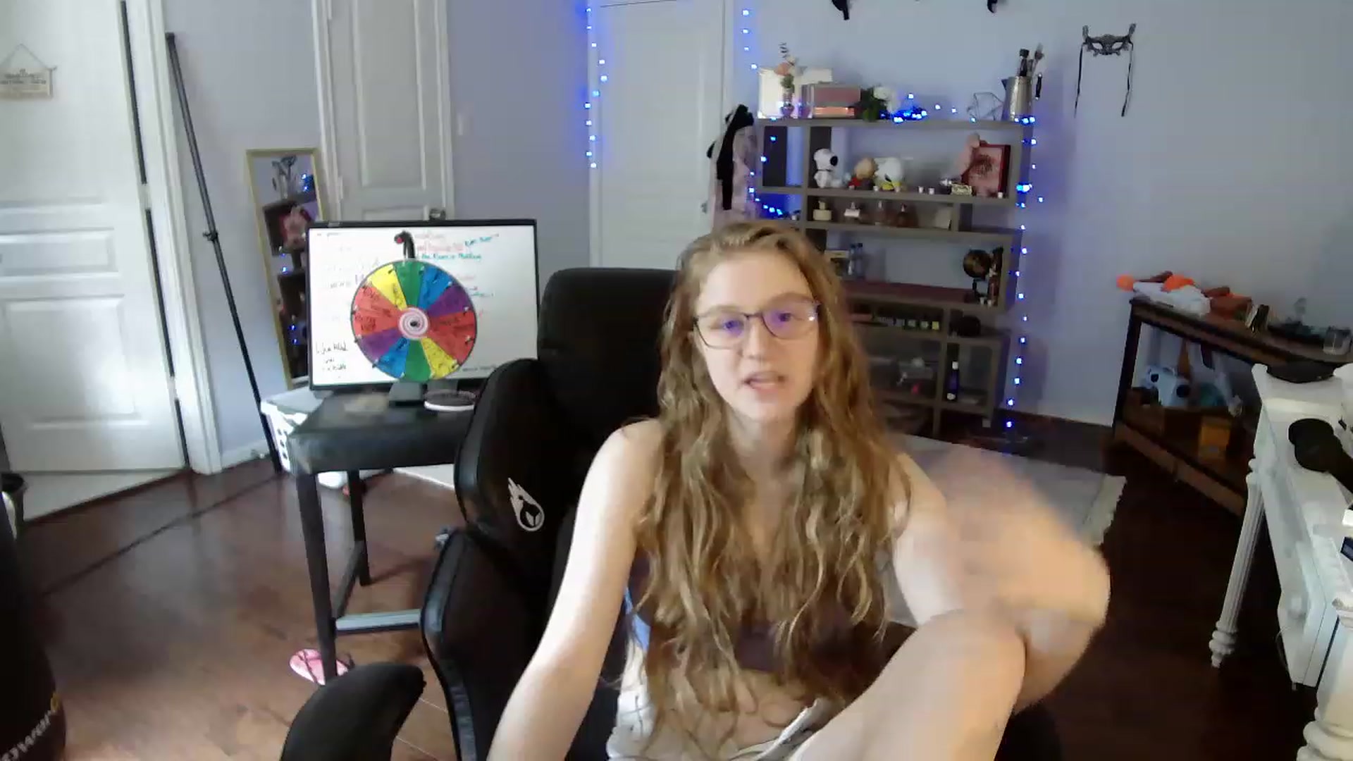 Gallery image thumbnail from Bunnydathug's myfreecams stream on, 05/20/2023, 15:57 image 9 of 20
