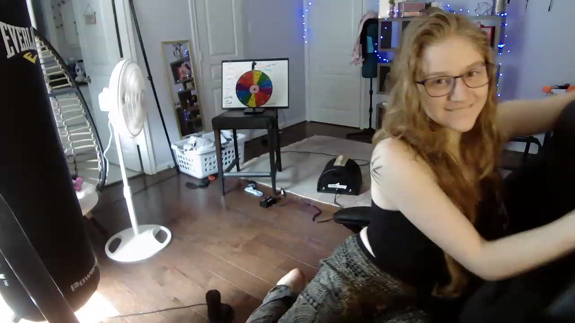 Gallery image thumbnail from Bunnydathug's myfreecams stream on, 05/23/2023, 16:41 image 4 of 20