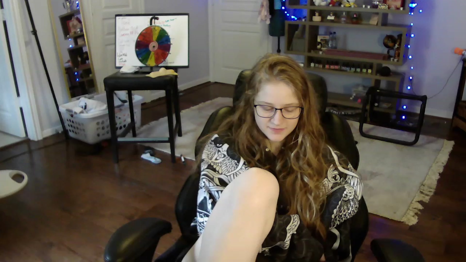 Gallery image thumbnail from Bunnydathug's myfreecams stream on, 05/24/2023, 17:45 image 10 of 20