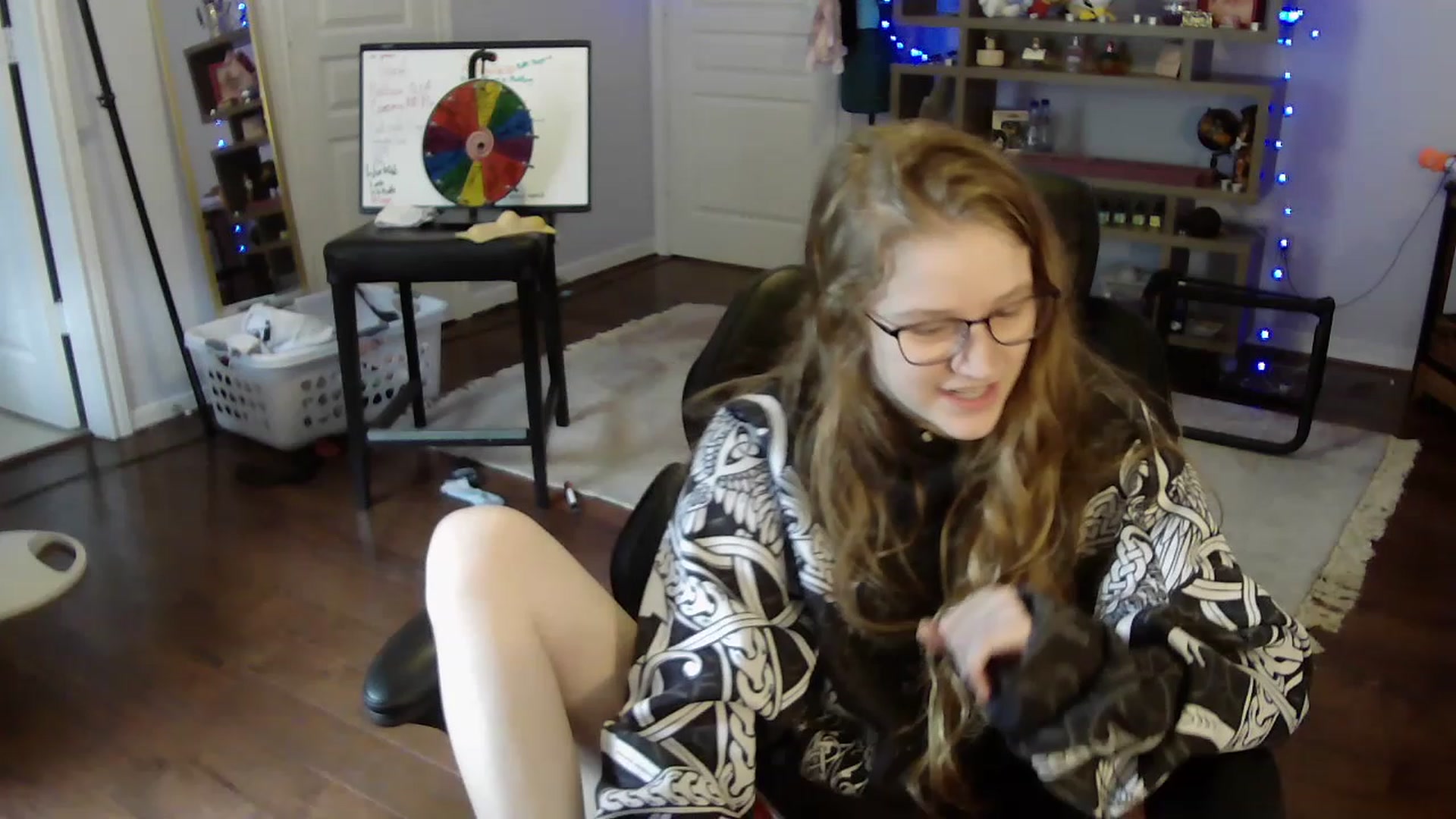 Gallery image thumbnail from Bunnydathug's myfreecams stream on, 05/24/2023, 17:45 image 8 of 20