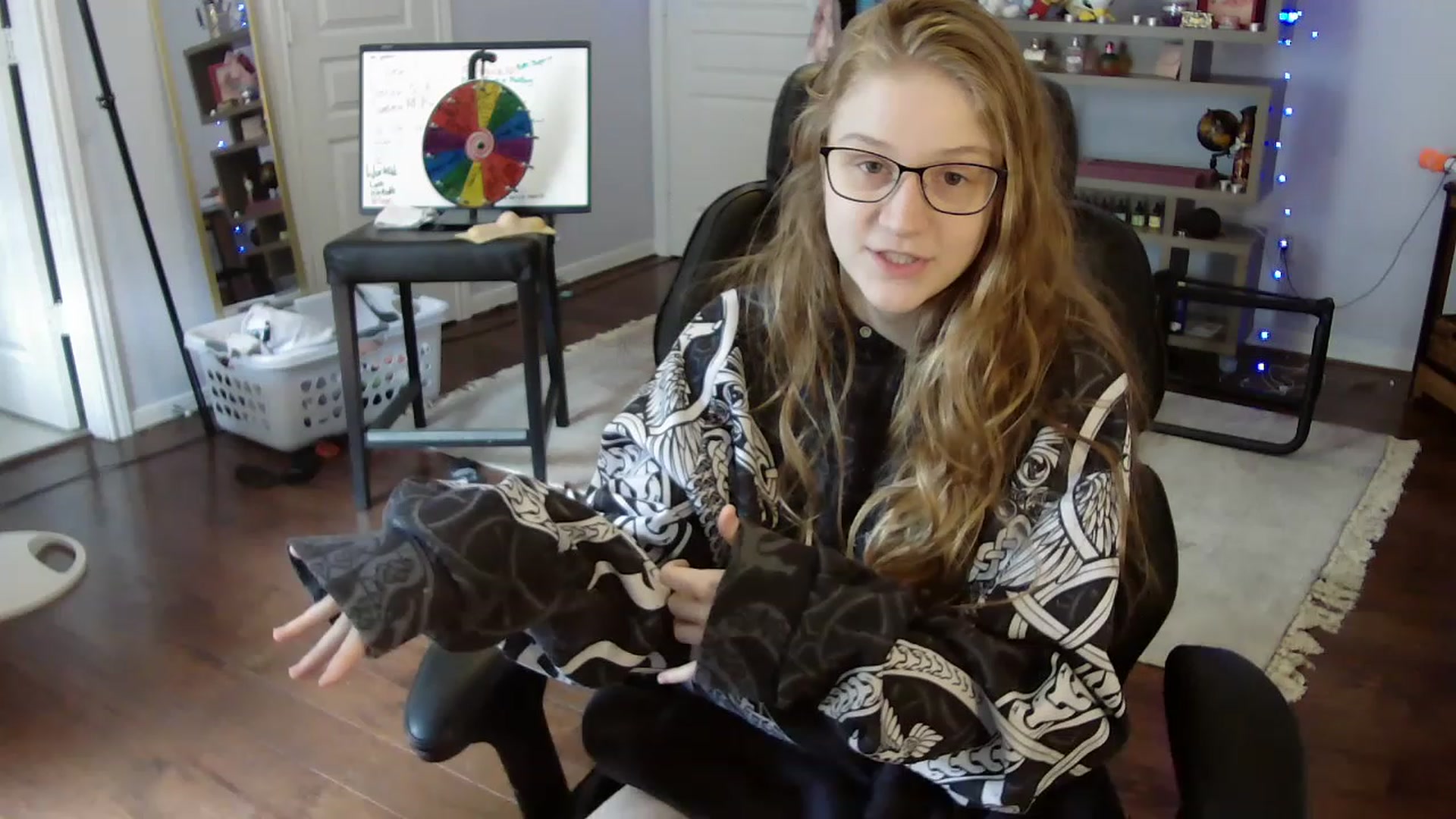Gallery image thumbnail from Bunnydathug's myfreecams stream on, 05/24/2023, 17:45 image 3 of 20