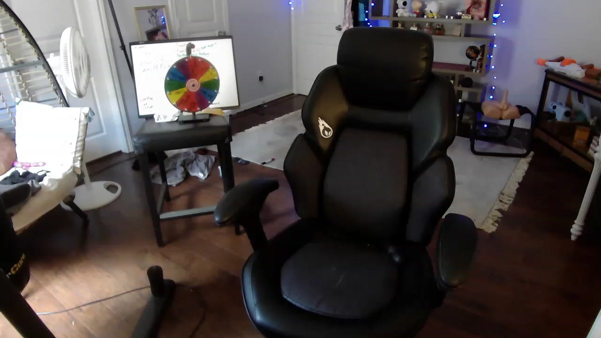 Gallery image thumbnail from Bunnydathug's myfreecams stream on, 05/25/2023, 17:38 image 18 of 20