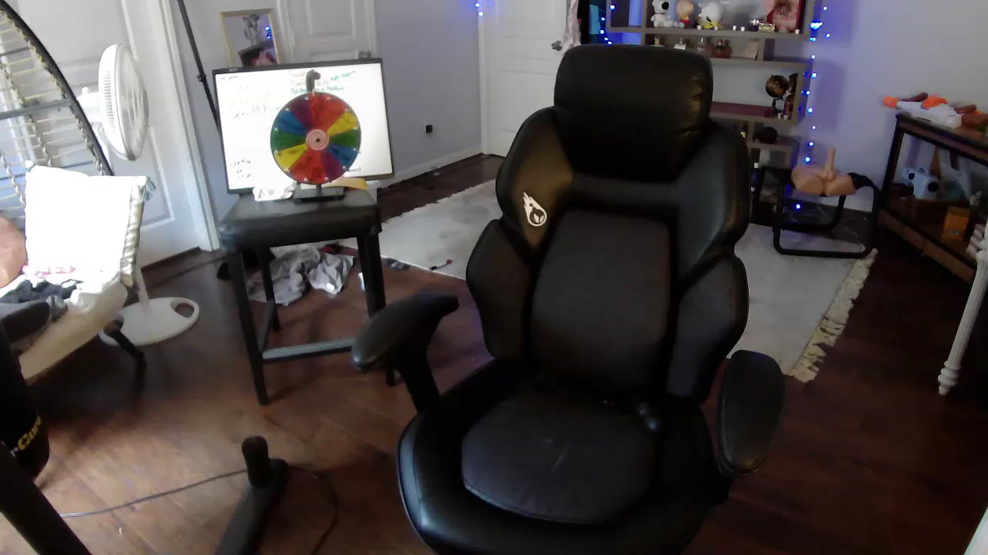 Gallery image thumbnail from Bunnydathug's myfreecams stream on, 05/25/2023, 17:38 image 16 of 20