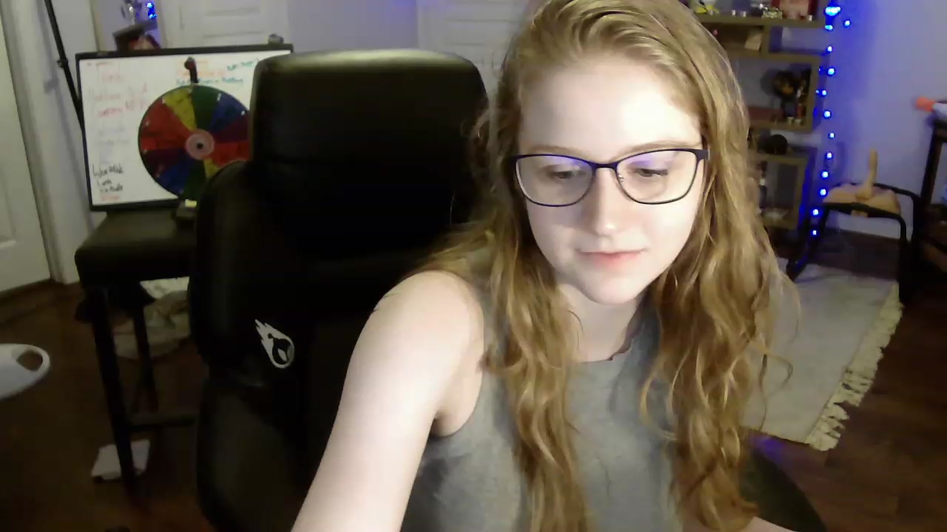 Gallery image thumbnail from Bunnydathug's myfreecams stream on, 05/26/2023, 08:34 image 6 of 20