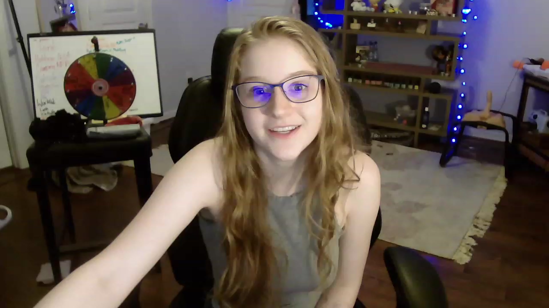 Gallery image thumbnail from Bunnydathug's myfreecams stream on, 05/26/2023, 11:16 image 6 of 20