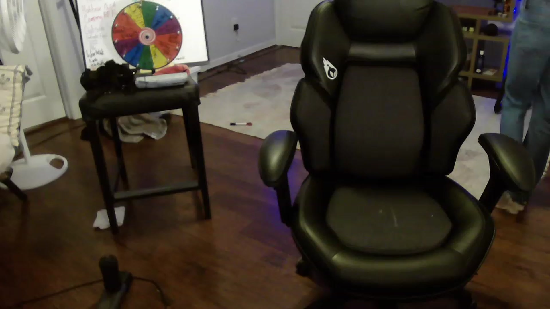 Gallery image thumbnail from Bunnydathug's myfreecams stream on, 05/26/2023, 11:16 image 19 of 20