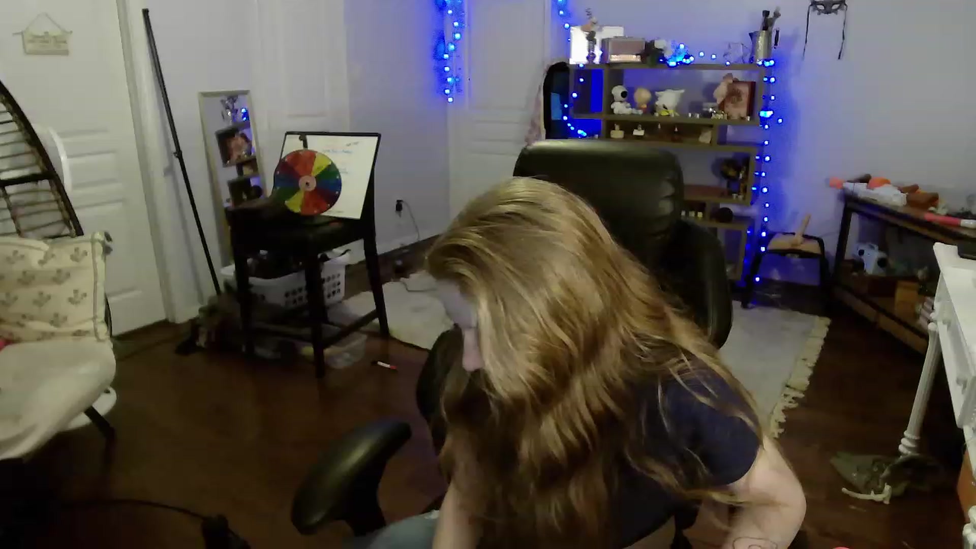 Gallery image thumbnail from Bunnydathug's myfreecams stream on, 05/27/2023, 08:43 image 4 of 20