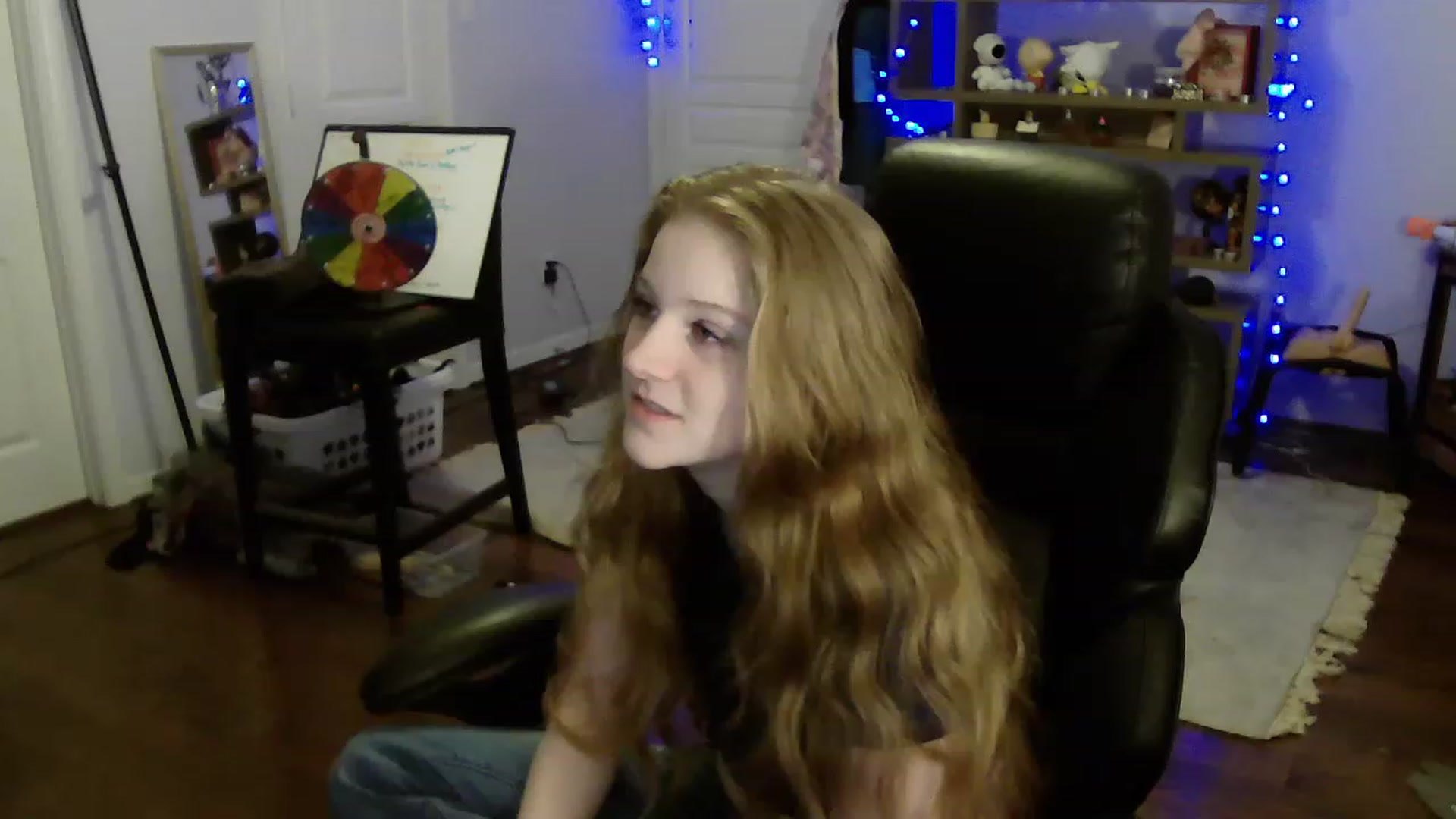 Gallery image thumbnail from Bunnydathug's myfreecams stream on, 05/27/2023, 08:43 image 15 of 20