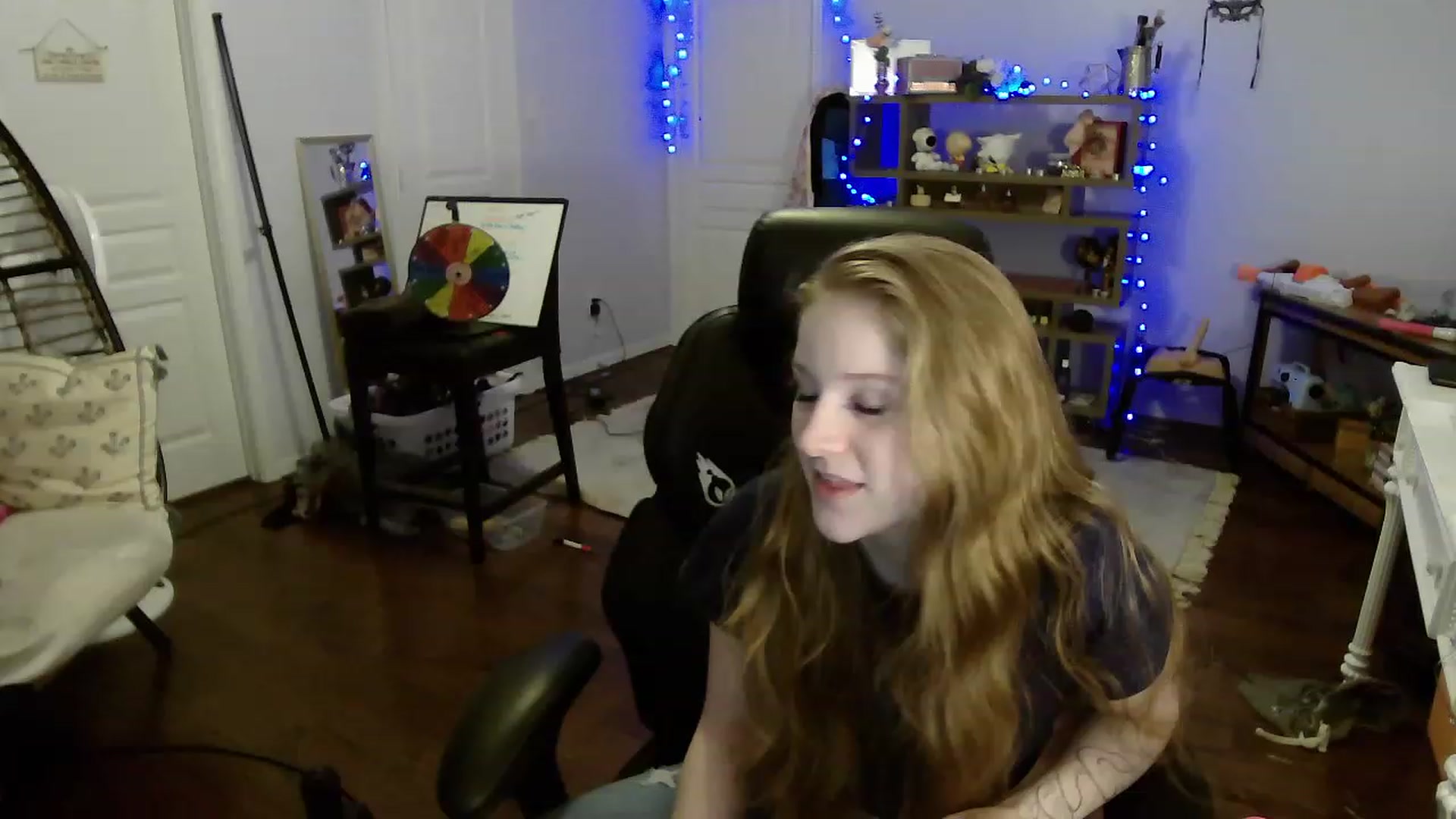 Gallery image thumbnail from Bunnydathug's myfreecams stream on, 05/27/2023, 08:43 image 2 of 20