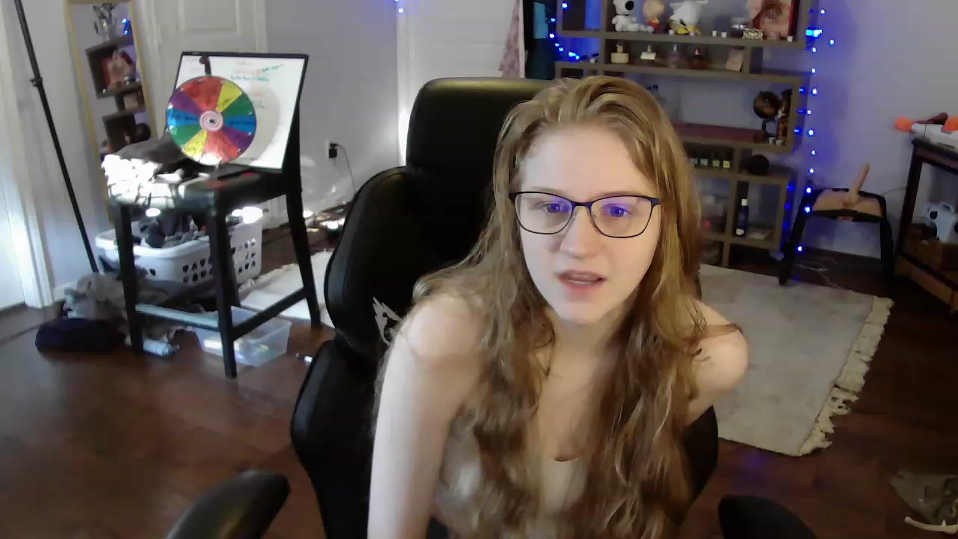 Gallery image thumbnail from Bunnydathug's myfreecams stream on, 05/28/2023, 14:08 image 1 of 20