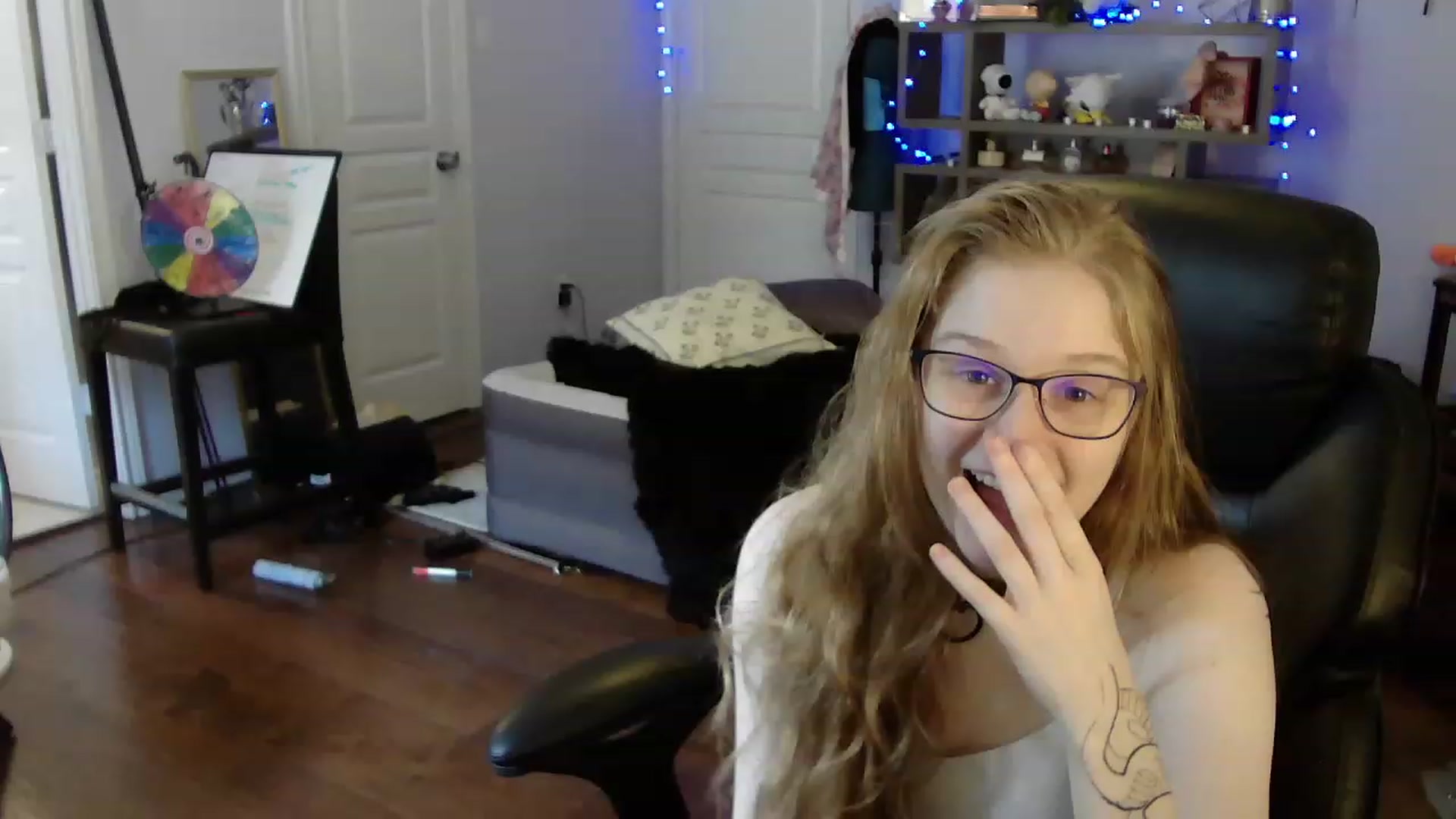 Gallery image thumbnail from Bunnydathug's myfreecams stream on, 05/28/2023, 17:28 image 11 of 20