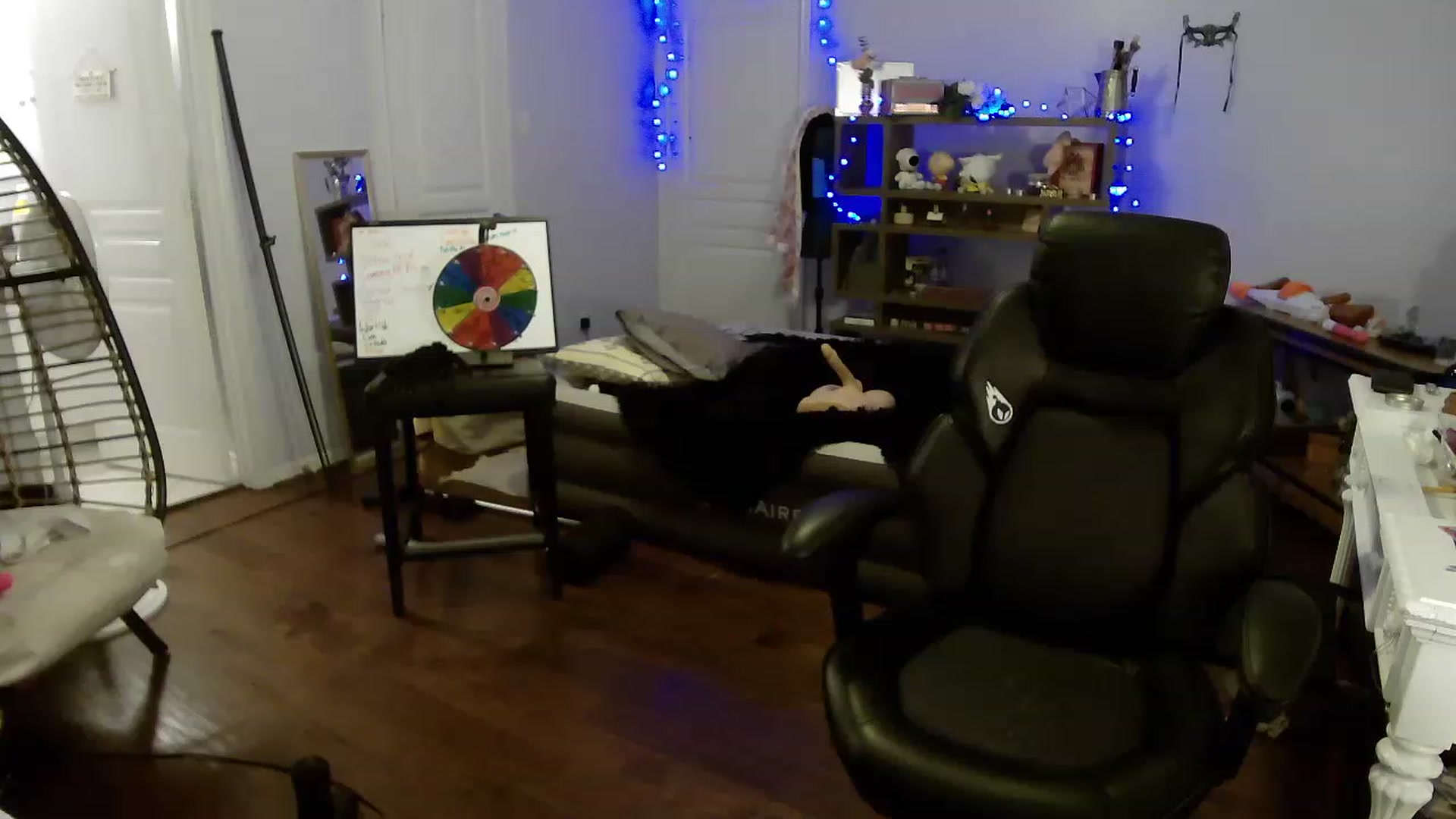 Gallery image thumbnail from Bunnydathug's myfreecams stream on, 05/30/2023, 09:56 image 11 of 20