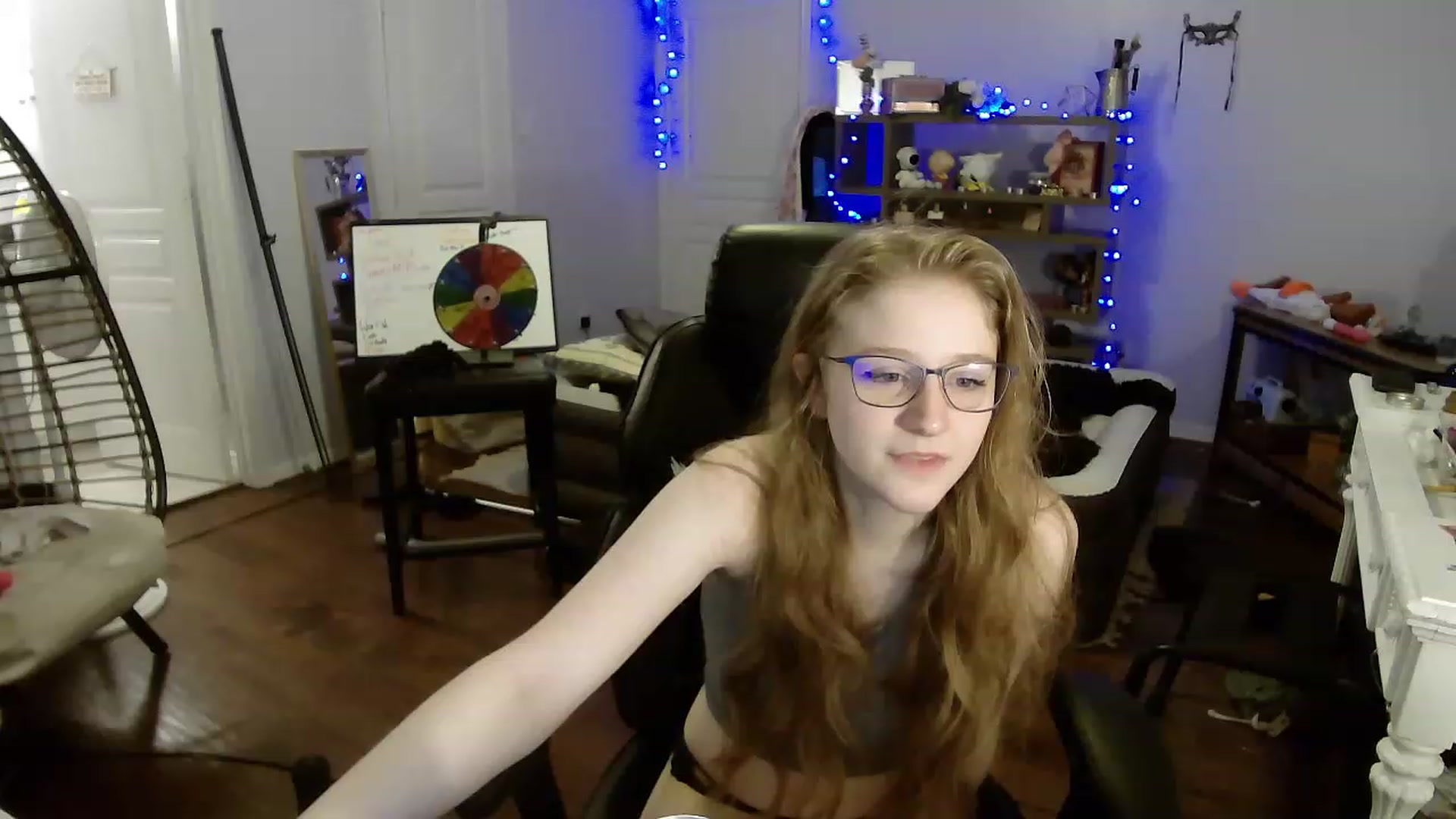Gallery image thumbnail from Bunnydathug's myfreecams stream on, 05/30/2023, 09:56 image 12 of 20