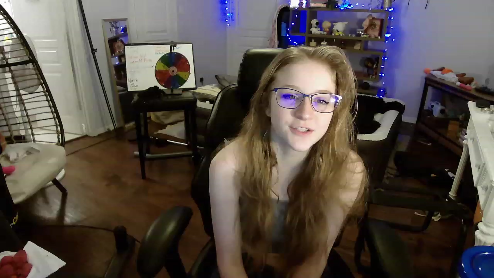 Gallery image thumbnail from Bunnydathug's myfreecams stream on, 05/30/2023, 09:56 image 1 of 20