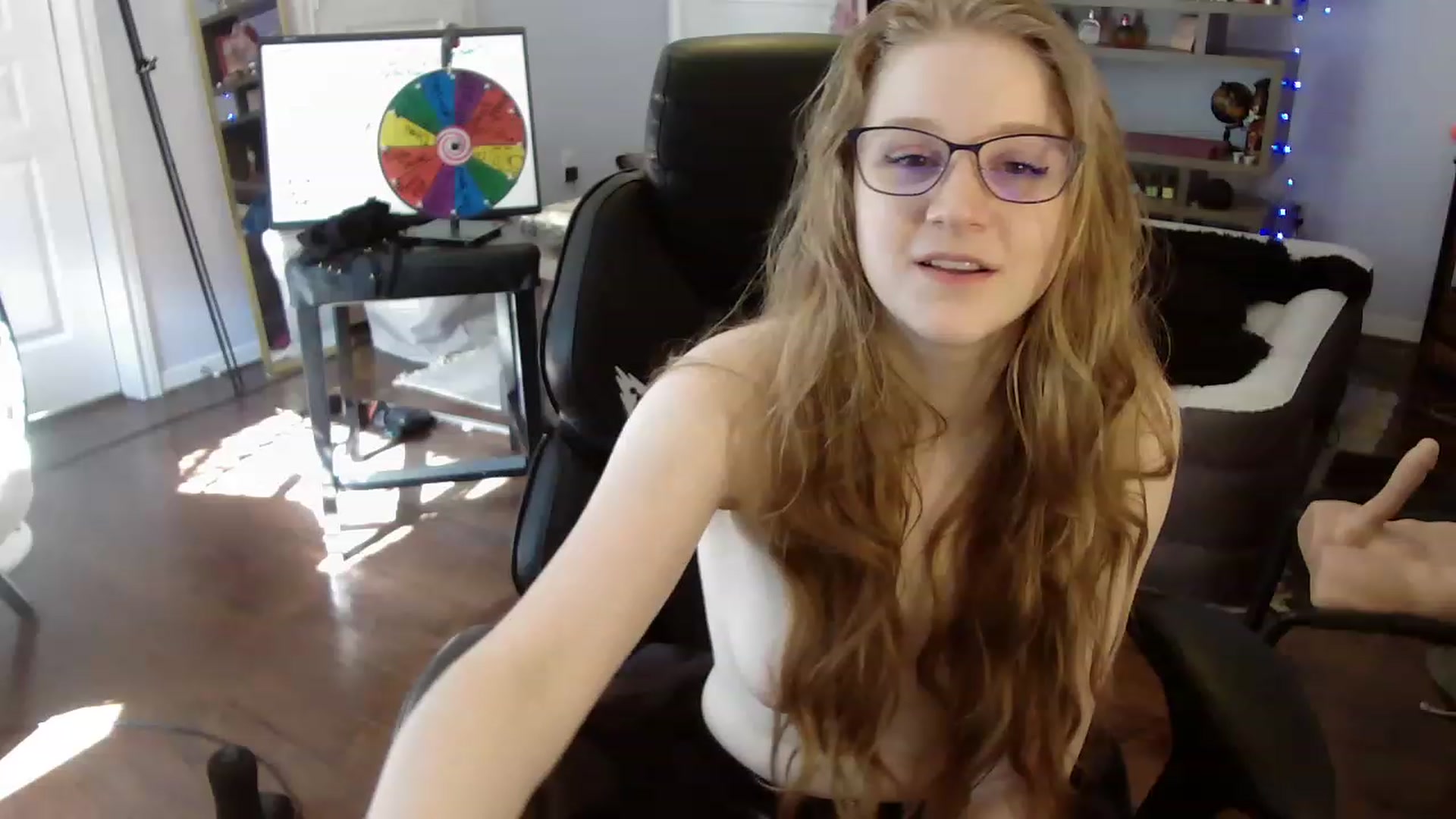 Gallery image thumbnail from Bunnydathug's myfreecams stream on, 05/30/2023, 14:41 image 15 of 20