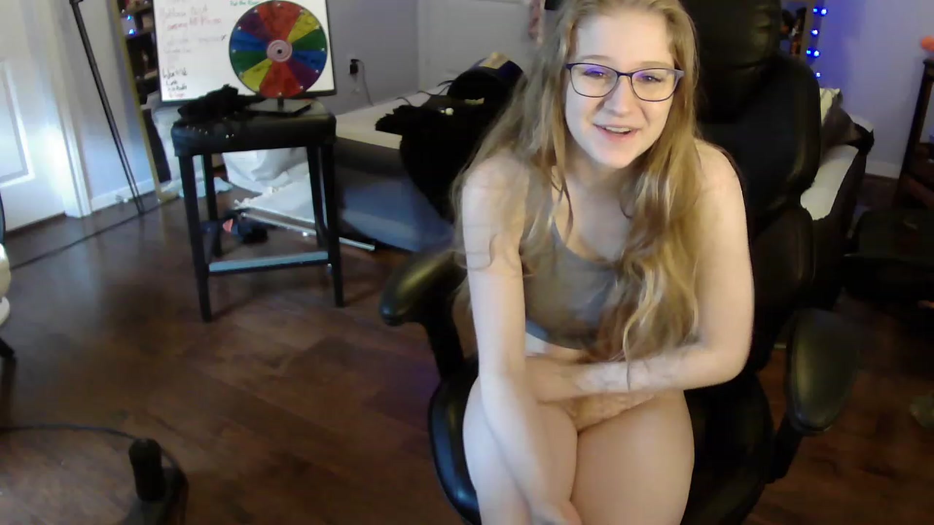 Gallery image thumbnail from Bunnydathug's myfreecams stream on, 05/31/2023, 13:52 image 13 of 20