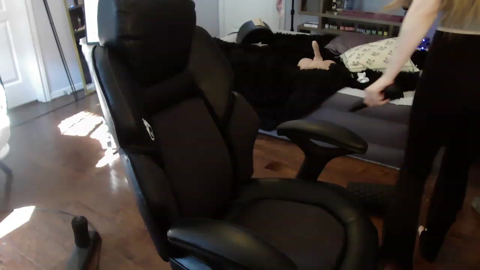 Gallery image thumbnail from Bunnydathug's myfreecams stream on, 05/31/2023, 14:12 image 19 of 20