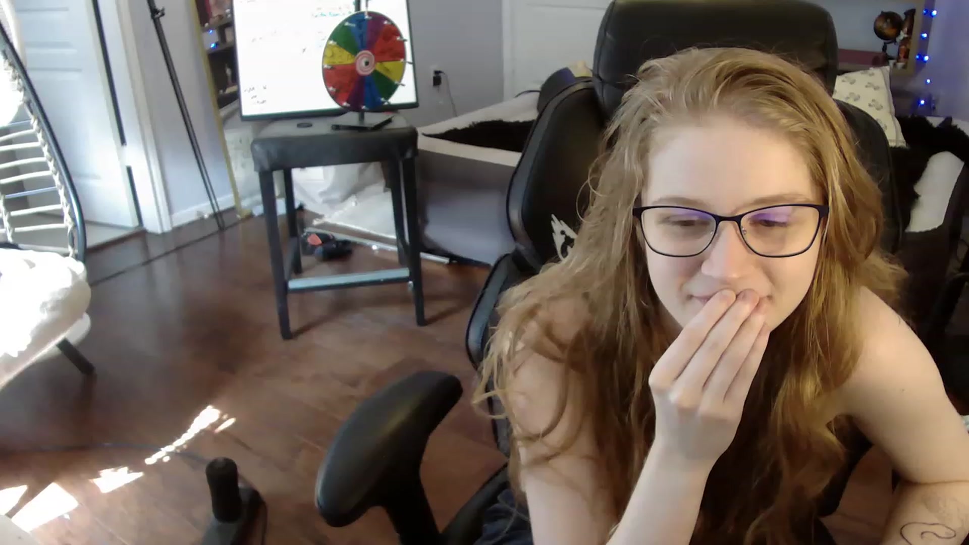 Gallery image thumbnail from Bunnydathug's myfreecams stream on, 06/01/2023, 15:57 image 10 of 20