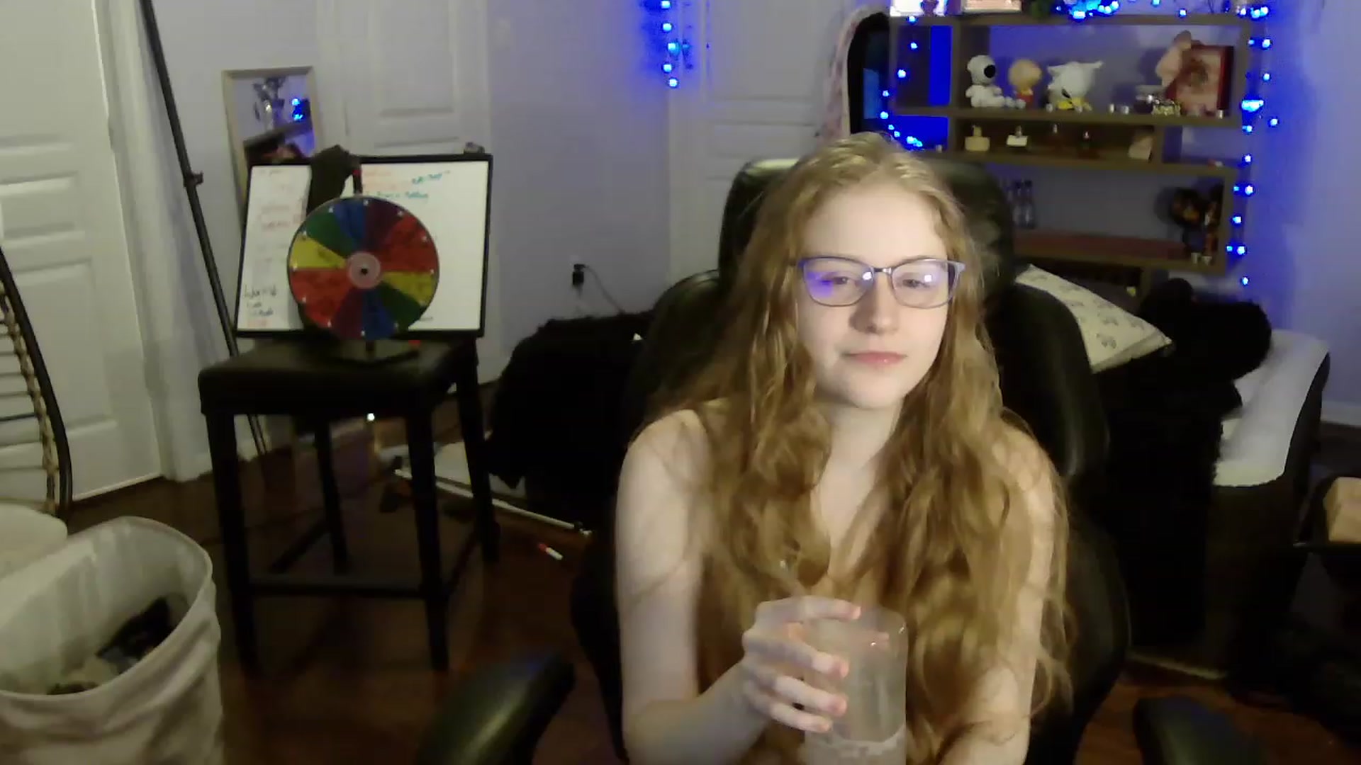 Gallery image thumbnail from Bunnydathug's myfreecams stream on, 06/02/2023, 09:23 image 17 of 20