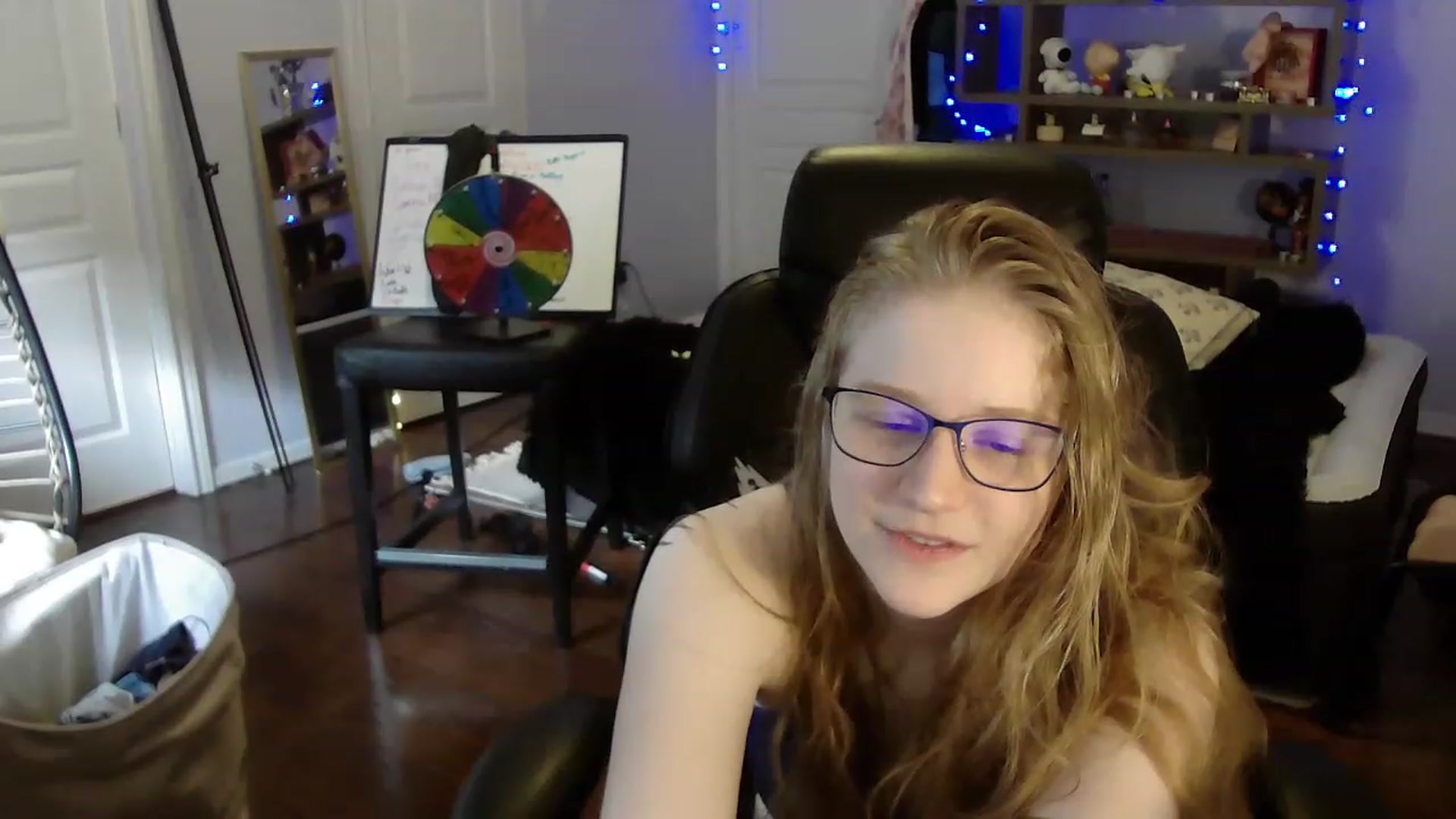Gallery image thumbnail from Bunnydathug's myfreecams stream on, 06/02/2023, 12:45 image 19 of 20