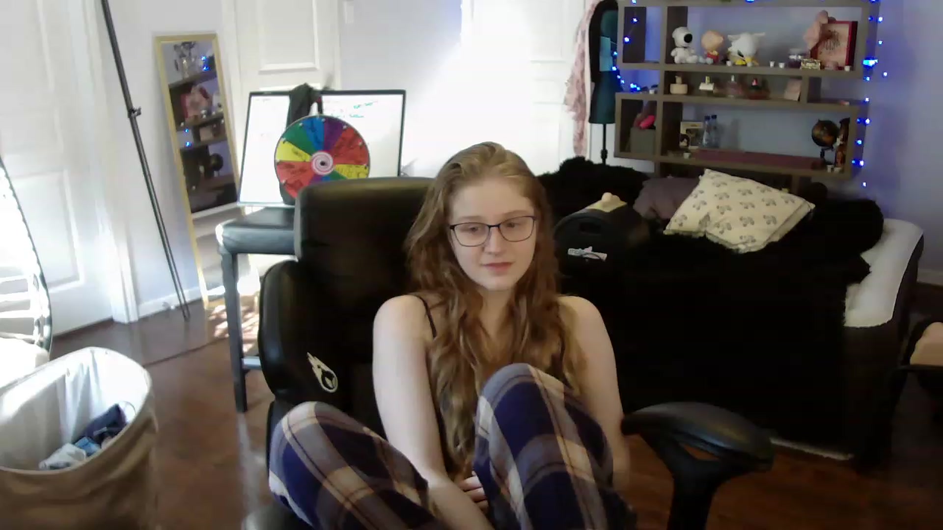 Gallery image thumbnail from Bunnydathug's myfreecams stream on, 06/02/2023, 13:27 image 14 of 20