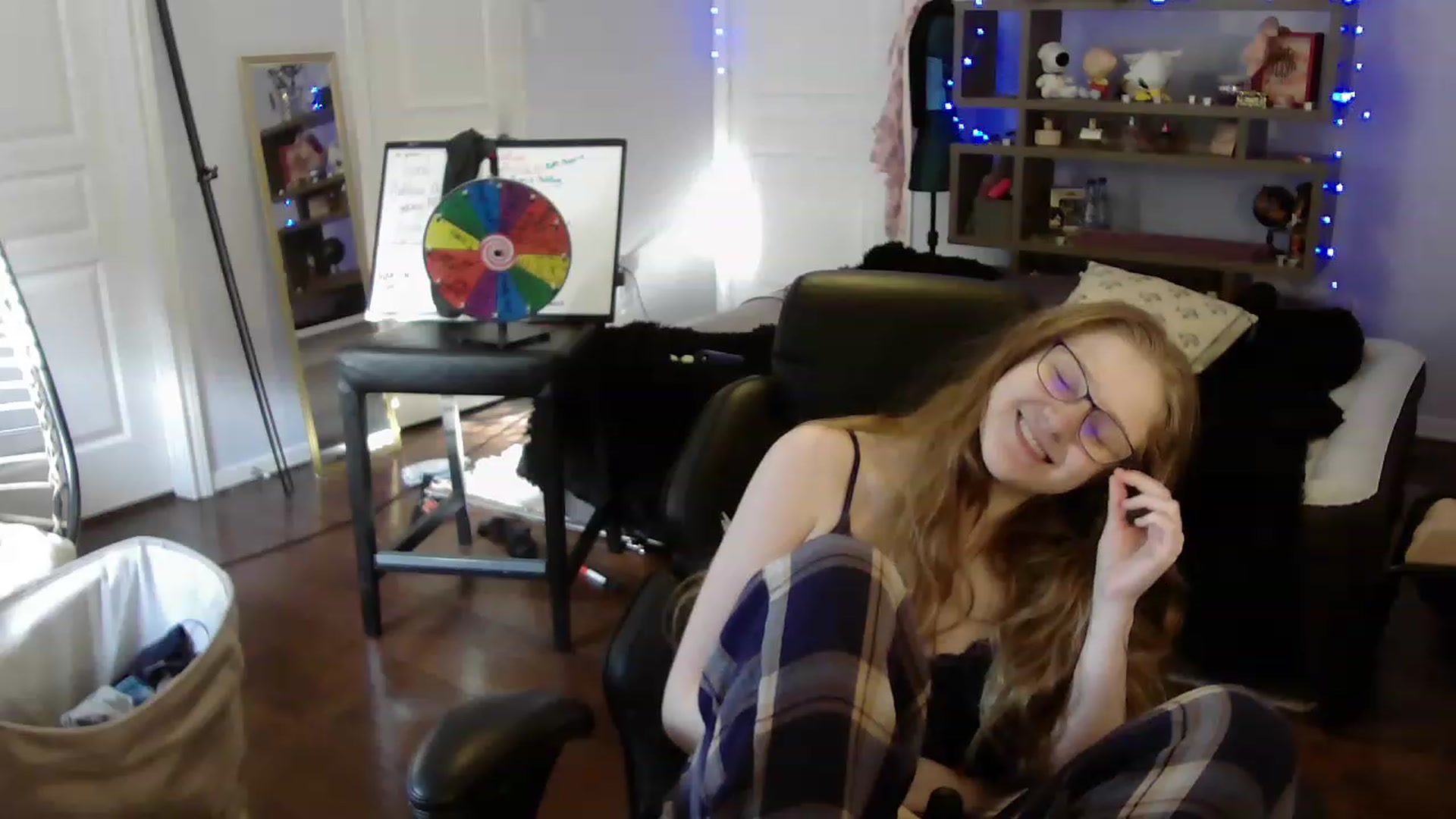 Gallery image thumbnail from Bunnydathug's myfreecams stream on, 06/02/2023, 13:27 image 2 of 20