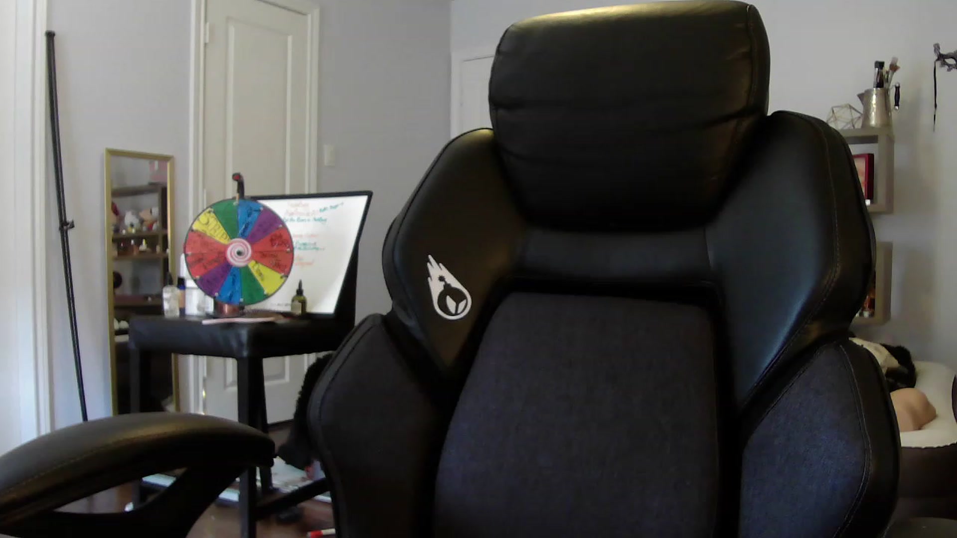 Gallery image thumbnail from Bunnydathug's myfreecams stream on, 06/05/2023, 17:22 image 14 of 20