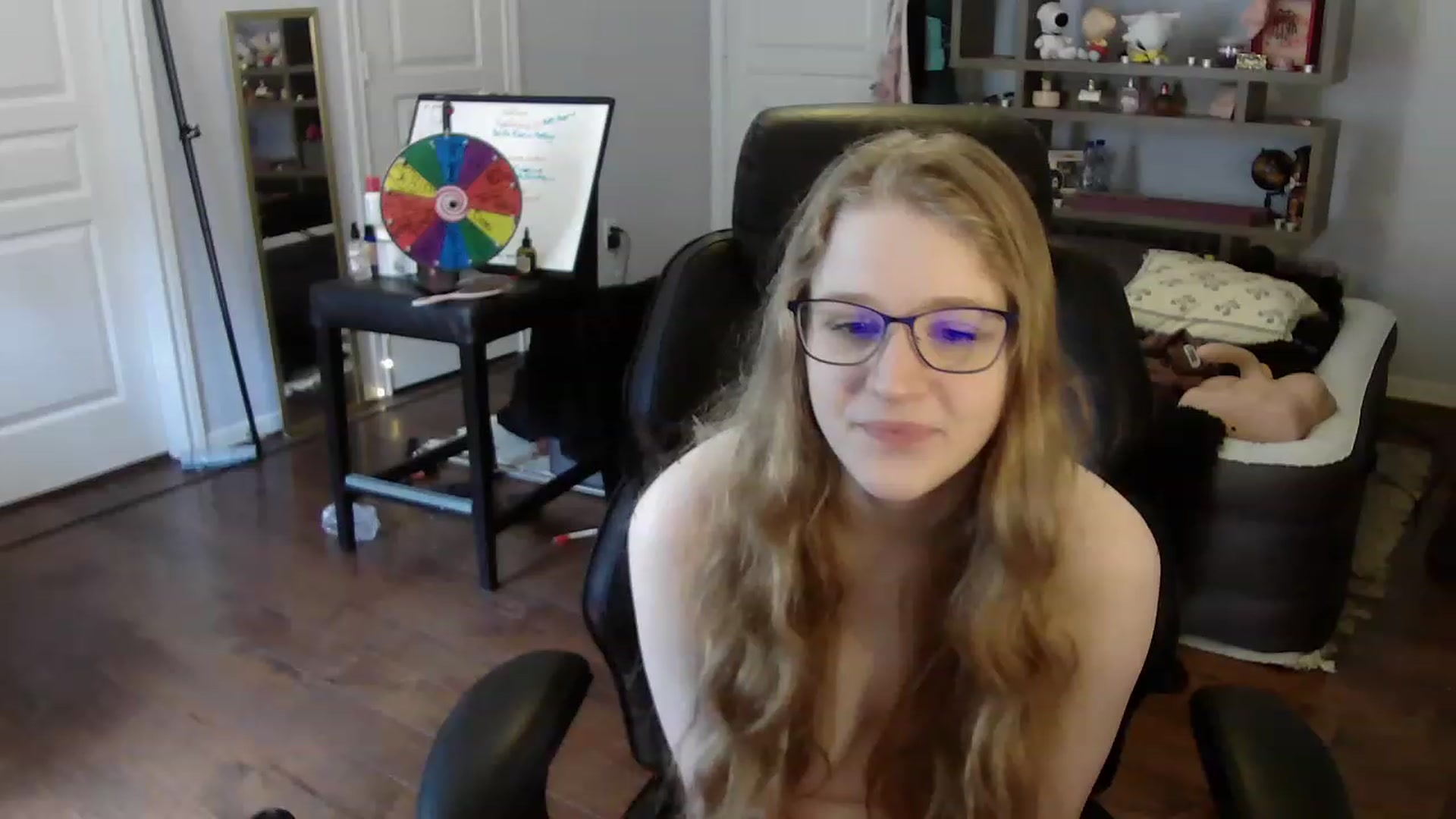 Gallery image thumbnail from Bunnydathug's myfreecams stream on, 06/05/2023, 17:22 image 12 of 20