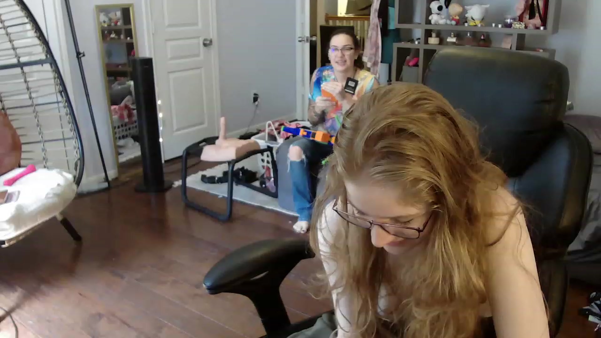Gallery image thumbnail from Bunnydathug's myfreecams stream on, 06/10/2023, 15:37 image 11 of 20