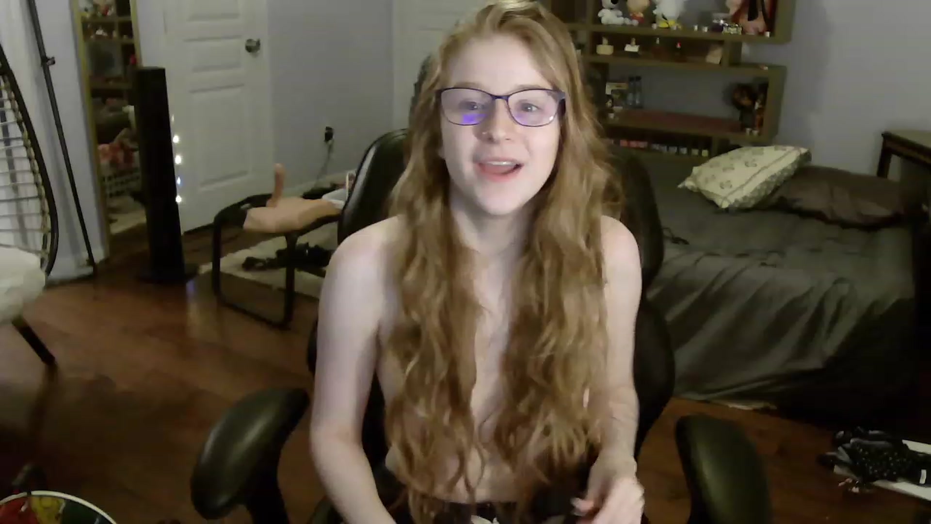 Gallery image thumbnail from Bunnydathug's myfreecams stream on, 06/11/2023, 11:34 image 3 of 20