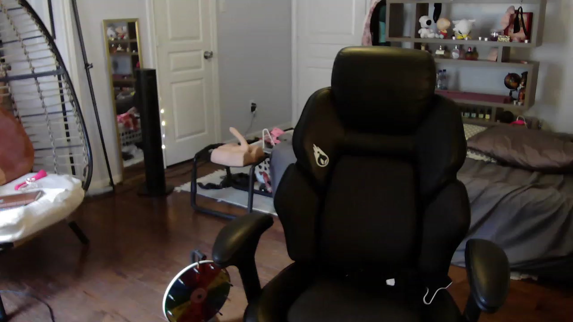 Gallery image thumbnail from Bunnydathug's myfreecams stream on, 06/12/2023, 17:30 image 20 of 20