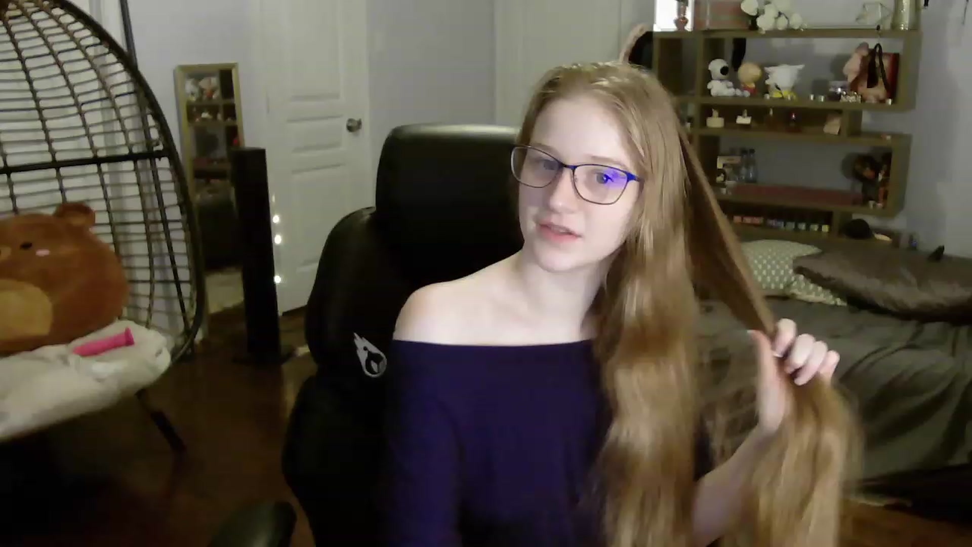 Gallery image thumbnail from Bunnydathug's myfreecams stream on, 06/13/2023, 08:55 image 1 of 20