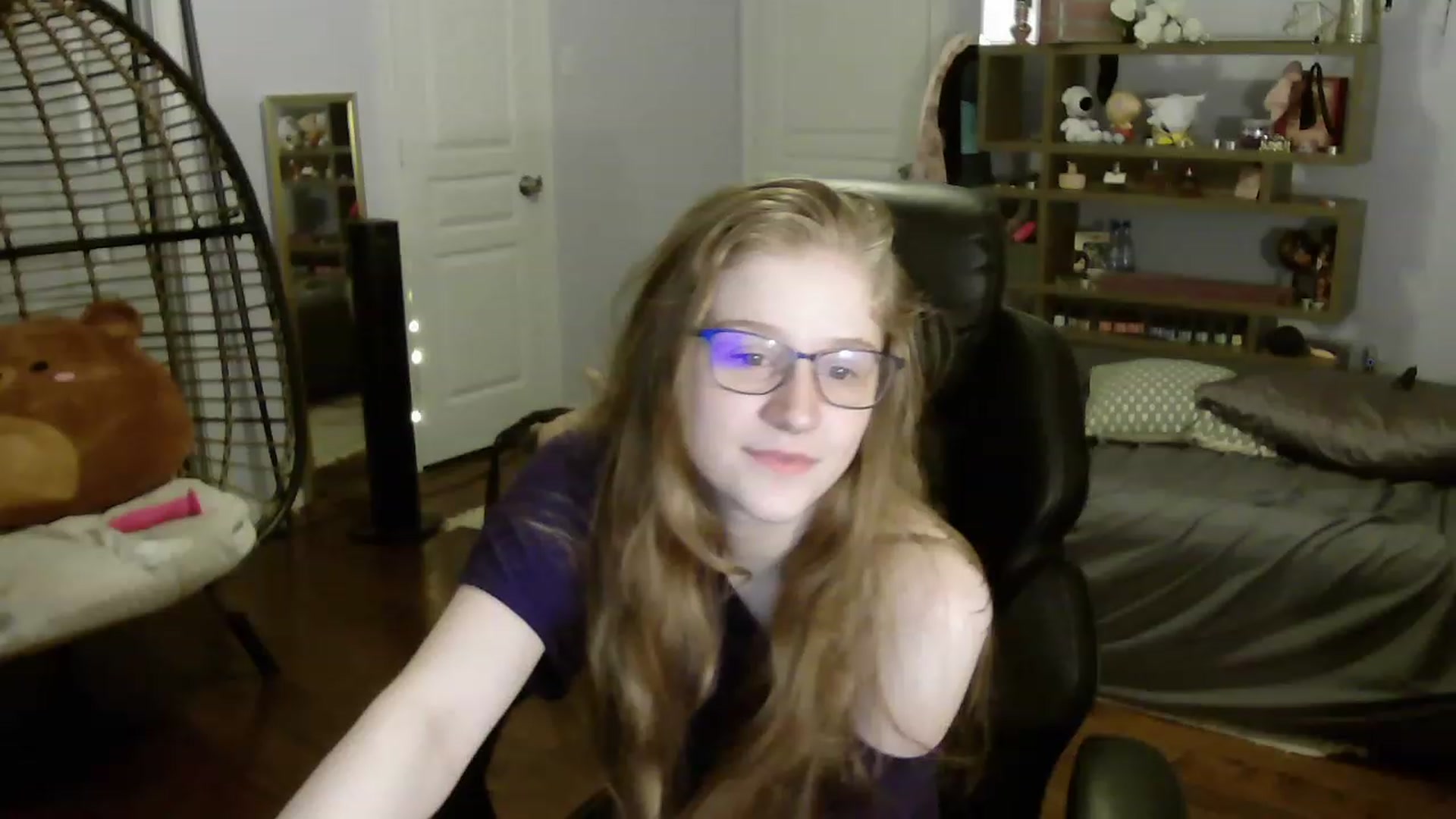 Gallery image thumbnail from Bunnydathug's myfreecams stream on, 06/13/2023, 08:55 image 10 of 20