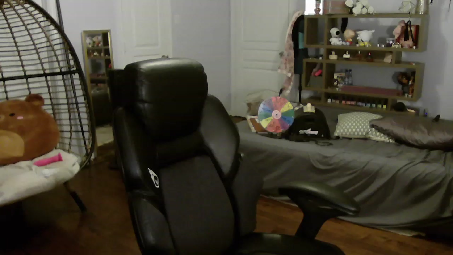 Gallery image thumbnail from Bunnydathug's myfreecams stream on, 06/13/2023, 08:55 image 6 of 20