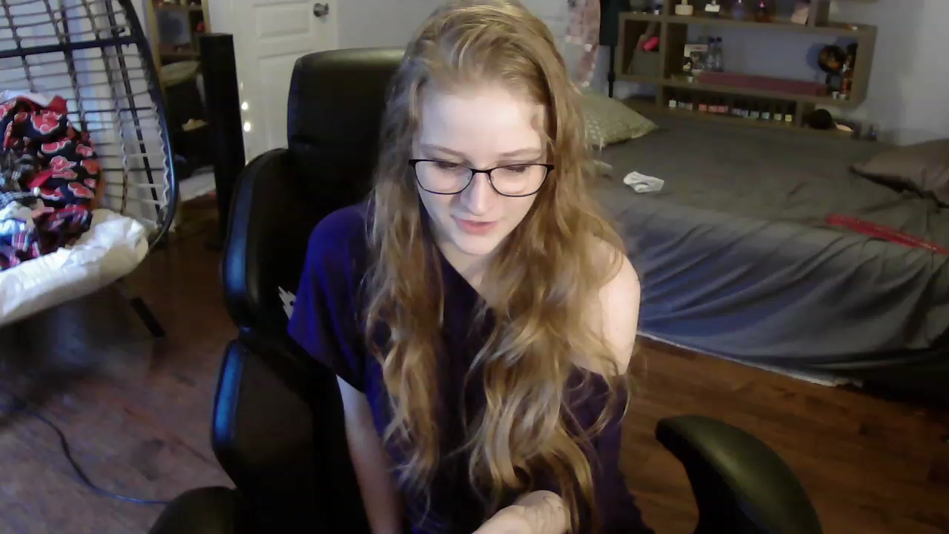 Gallery image thumbnail from Bunnydathug's myfreecams stream on, 06/13/2023, 12:22 image 7 of 20