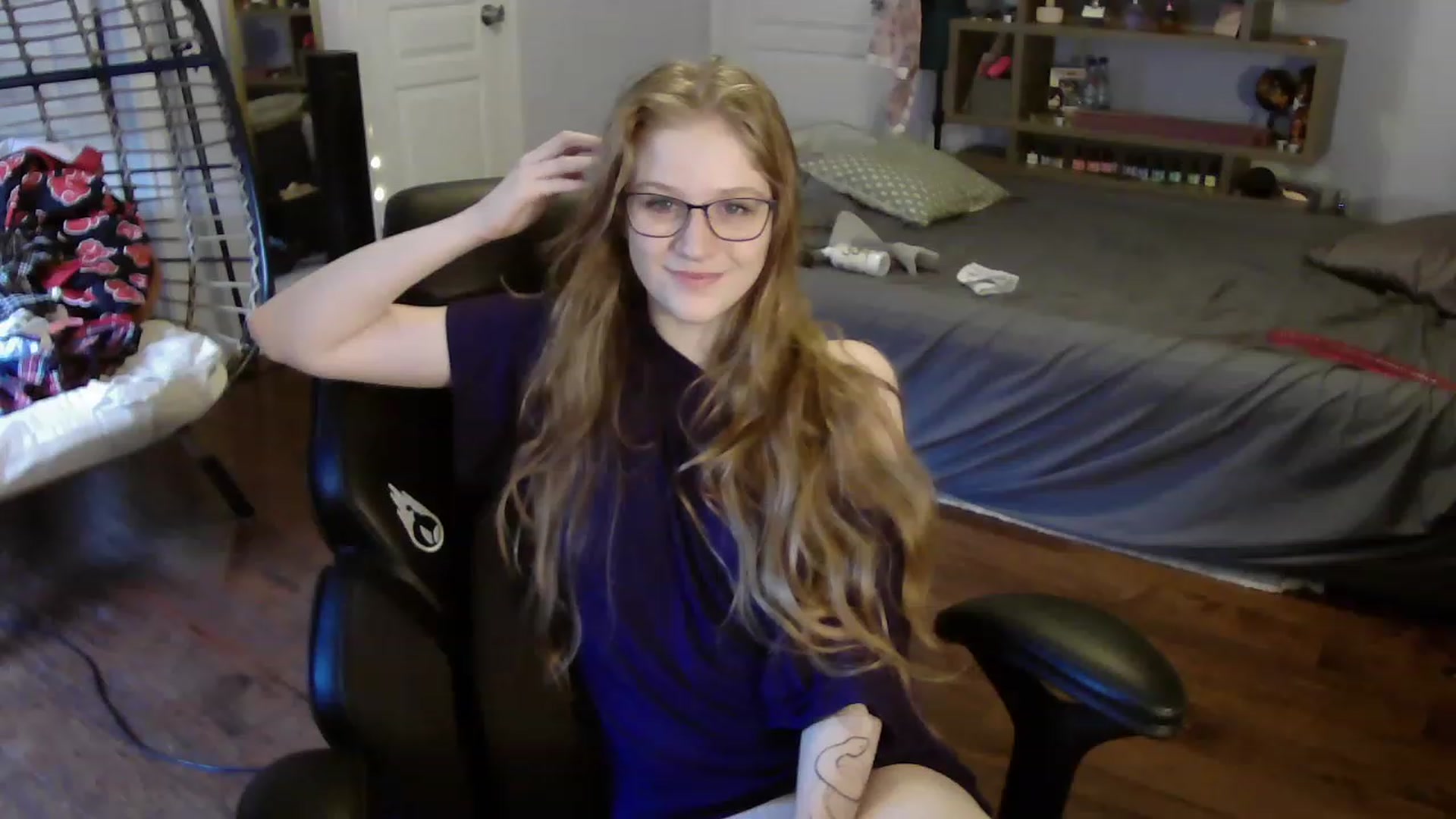 Gallery image thumbnail from Bunnydathug's myfreecams stream on, 06/13/2023, 12:22 image 10 of 20