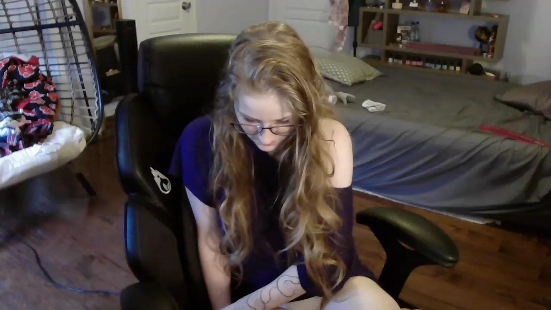 Gallery image thumbnail from Bunnydathug's myfreecams stream on, 06/13/2023, 12:22 image 2 of 20