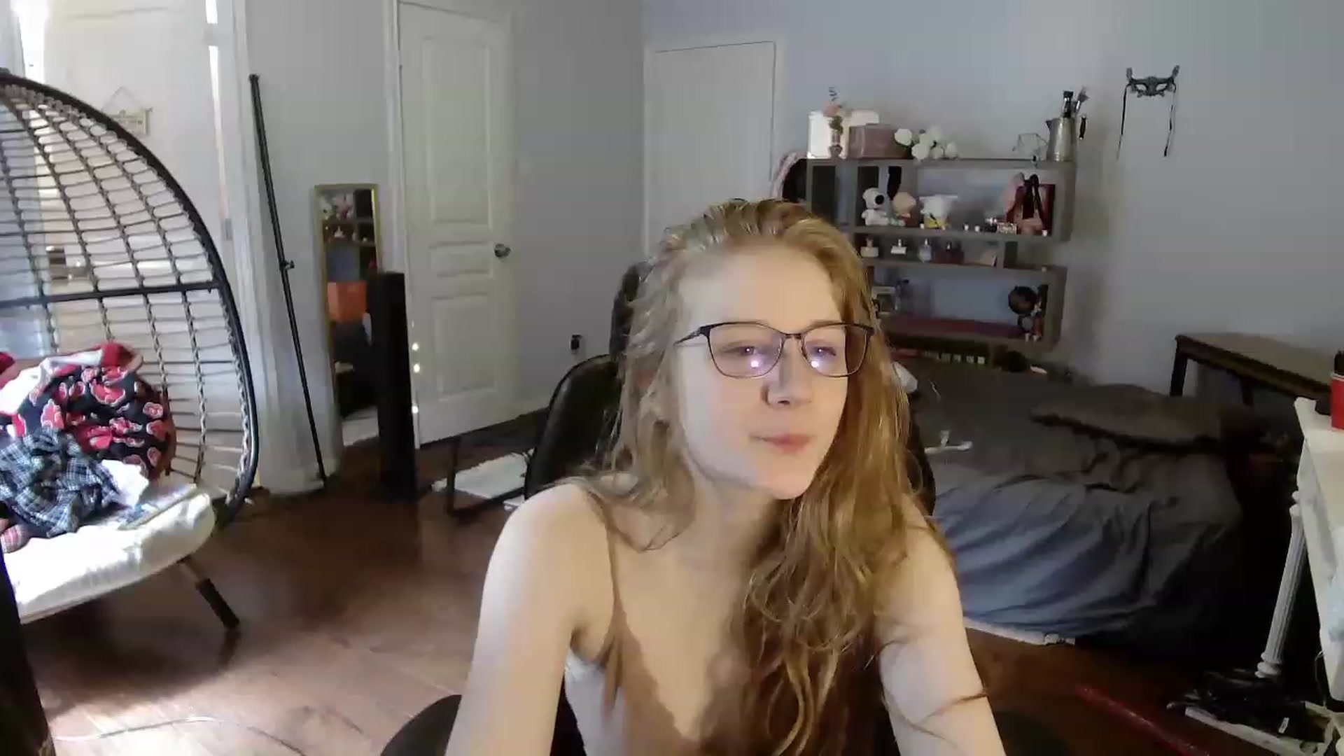 Gallery image thumbnail from Bunnydathug's myfreecams stream on, 06/14/2023, 16:58 image 2 of 20