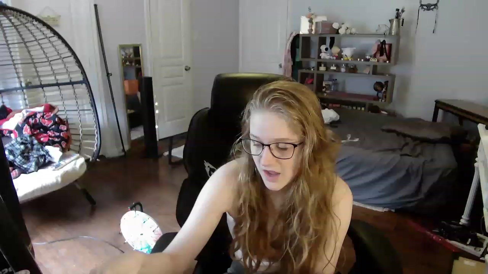 Gallery image thumbnail from Bunnydathug's myfreecams stream on, 06/14/2023, 18:54 image 5 of 20