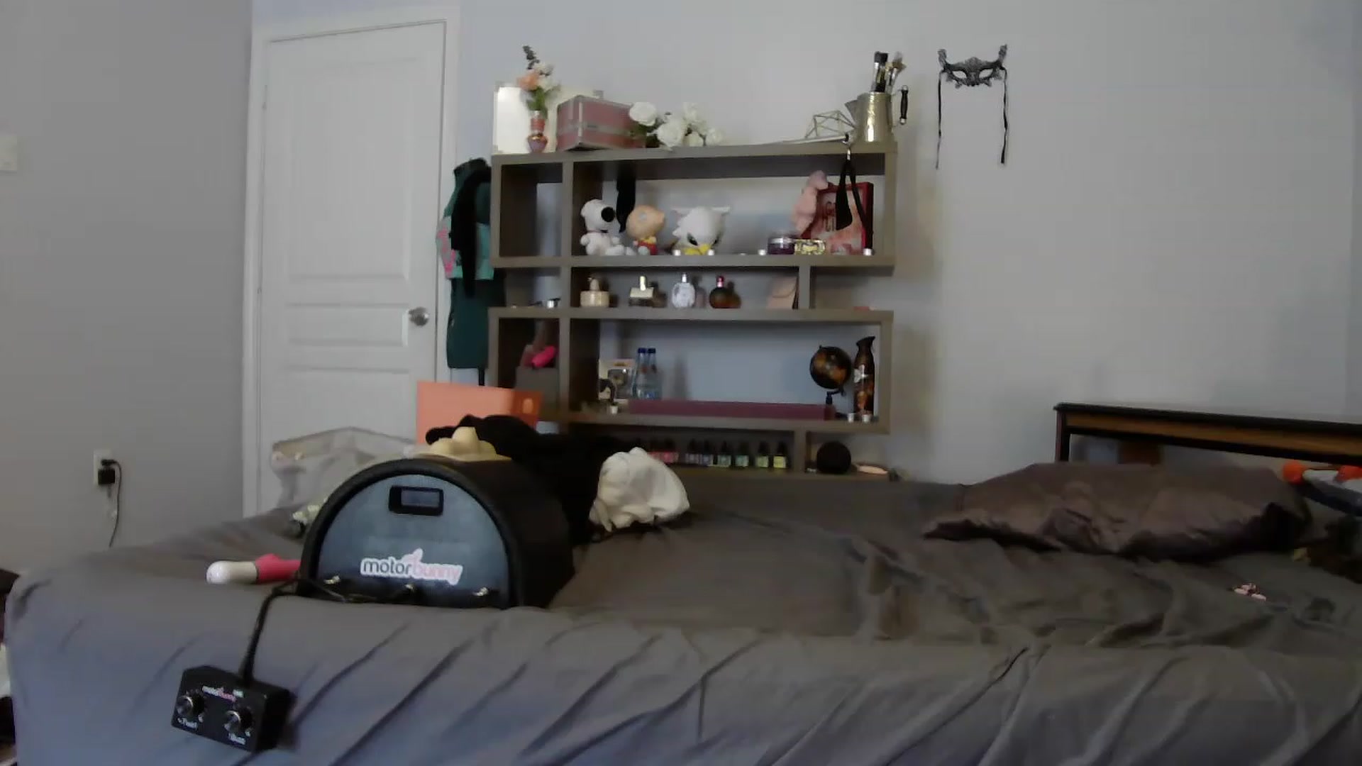Gallery image thumbnail from Bunnydathug's myfreecams stream on, 06/14/2023, 18:54 image 16 of 20