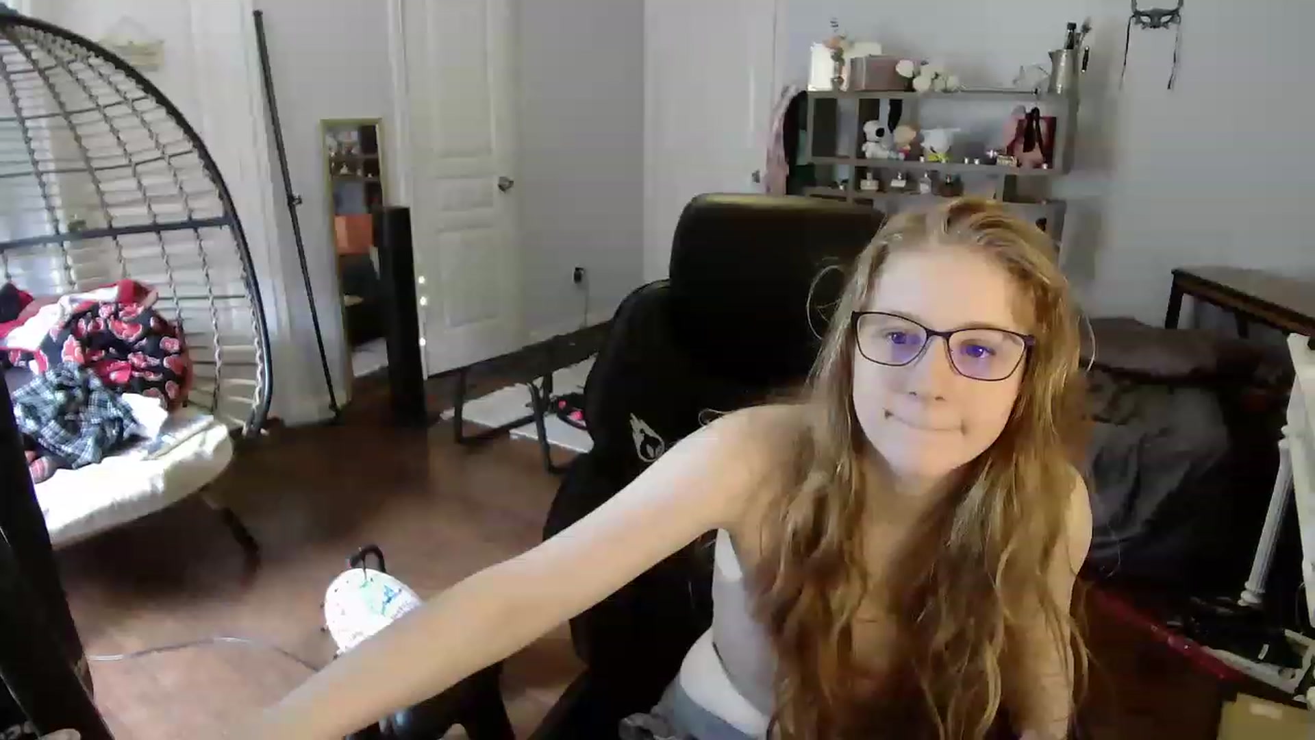 Gallery image thumbnail from Bunnydathug's myfreecams stream on, 06/14/2023, 18:54 image 6 of 20