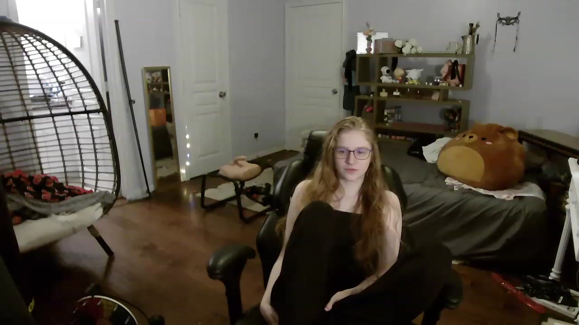 Gallery image thumbnail from Bunnydathug's myfreecams stream on, 06/15/2023, 10:34 image 7 of 20