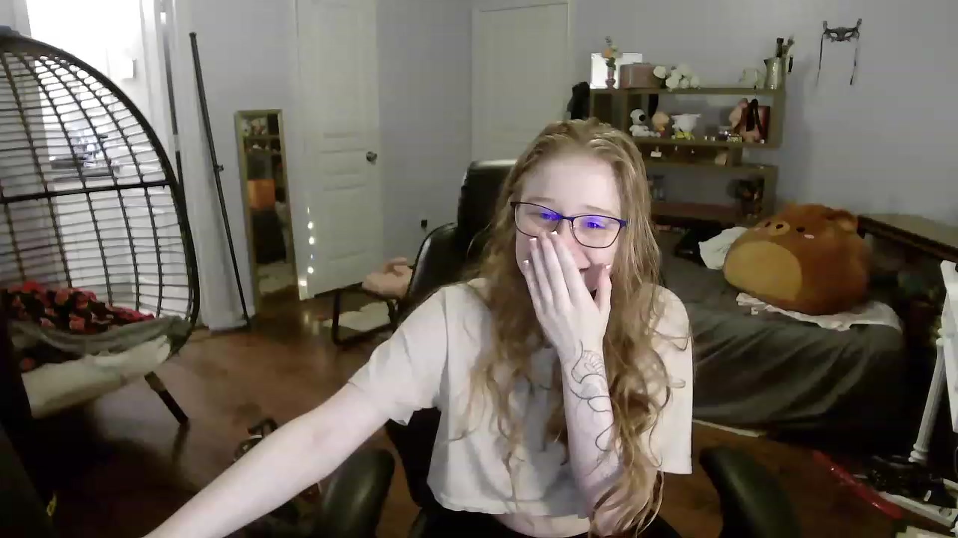 Gallery image thumbnail from Bunnydathug's myfreecams stream on, 06/15/2023, 10:34 image 1 of 20