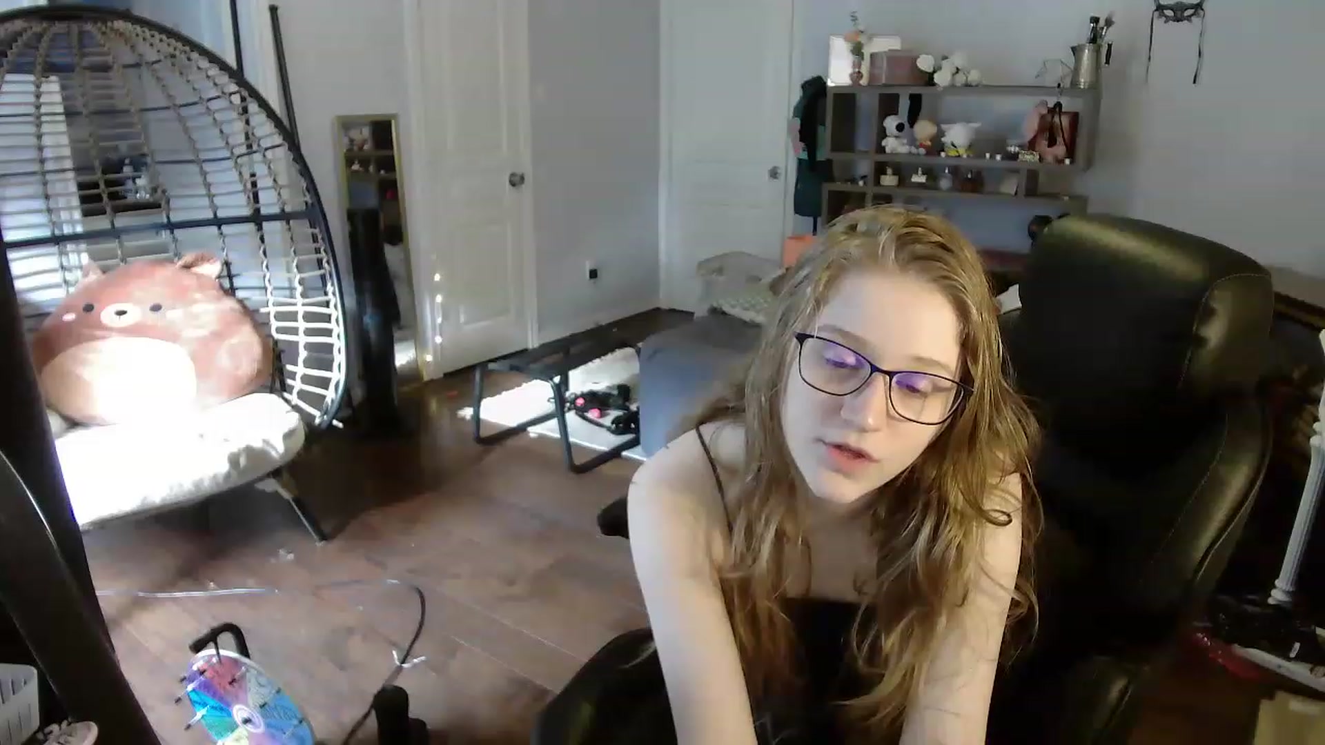 Gallery image thumbnail from Bunnydathug's myfreecams stream on, 06/15/2023, 13:35 image 19 of 20