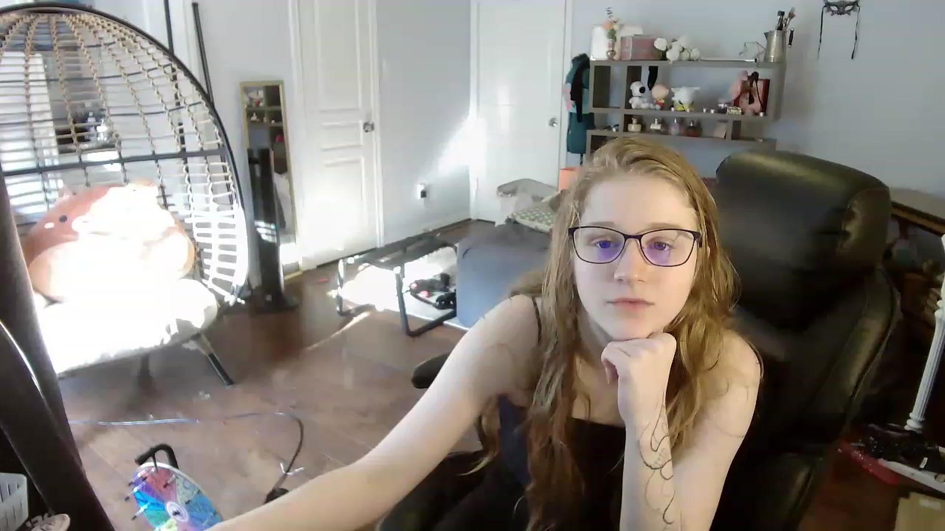 Gallery image thumbnail from Bunnydathug's myfreecams stream on, 06/15/2023, 13:35 image 18 of 20